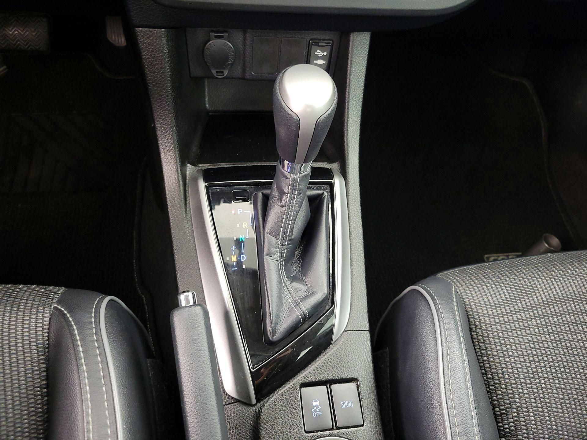 Thumbnail: 2016 Toyota Corolla - 17