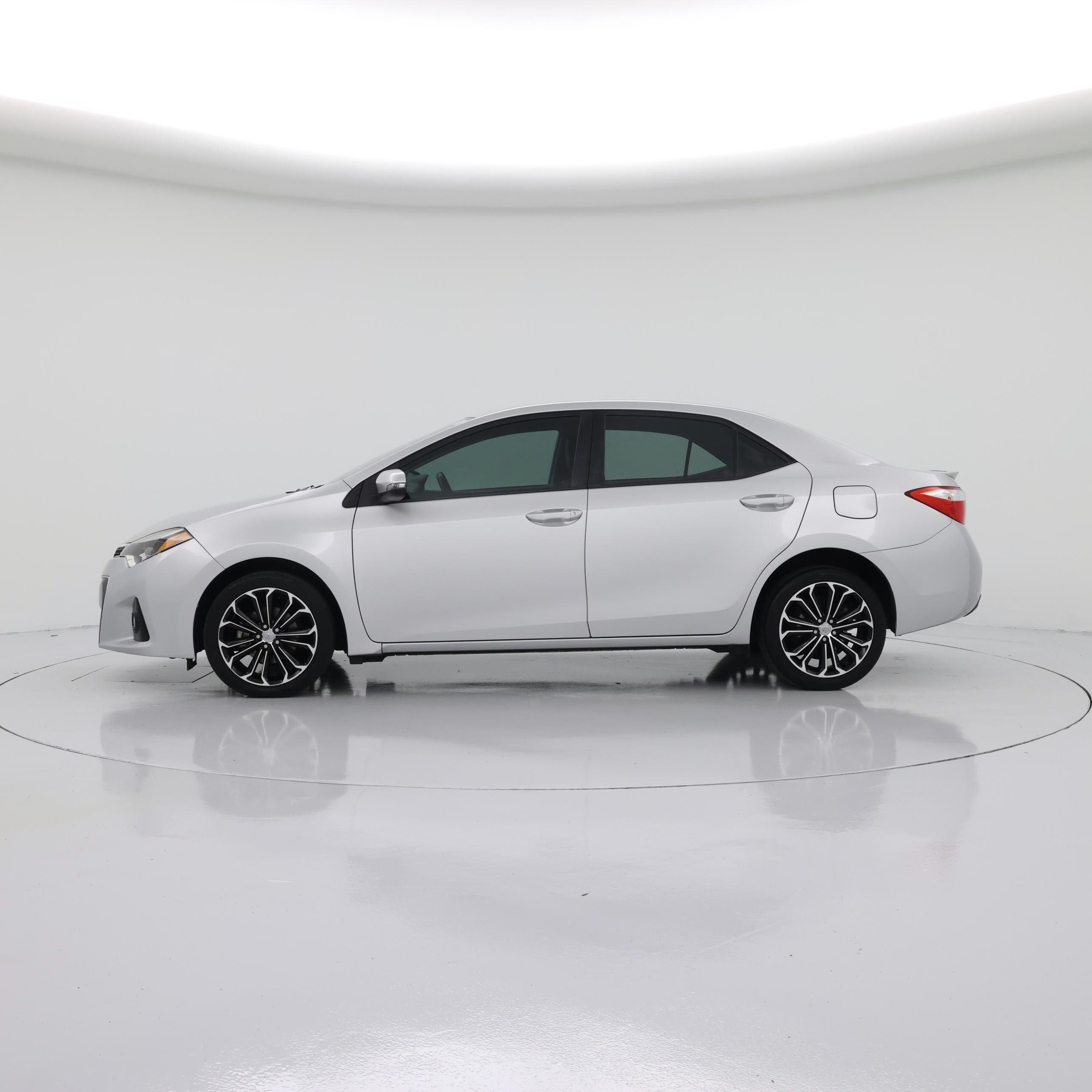 Thumbnail: 2016 Toyota Corolla - 3