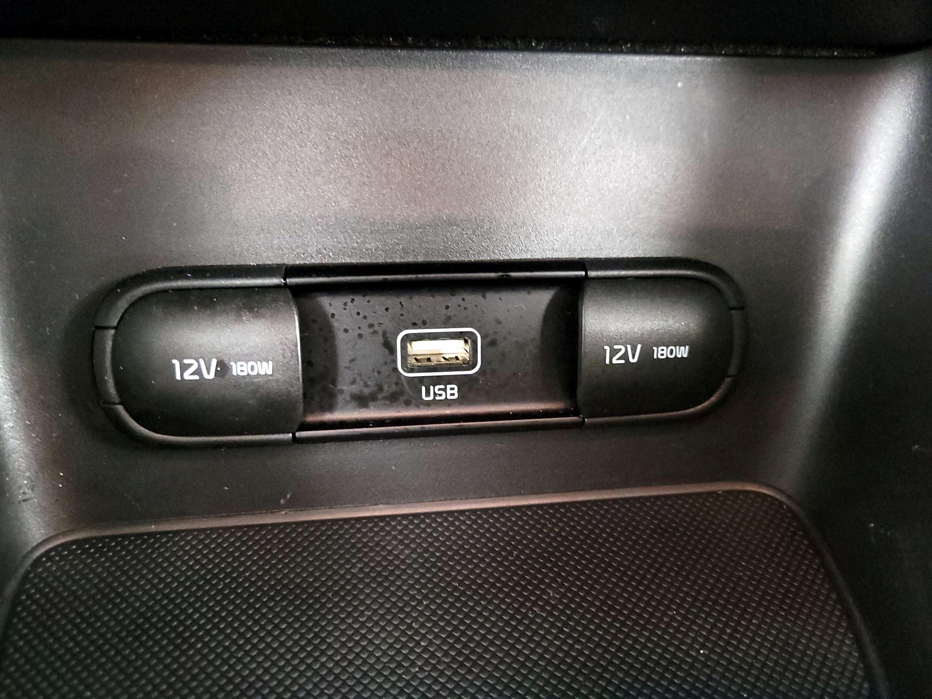 Thumbnail: 2021 Kia Sportage - 18