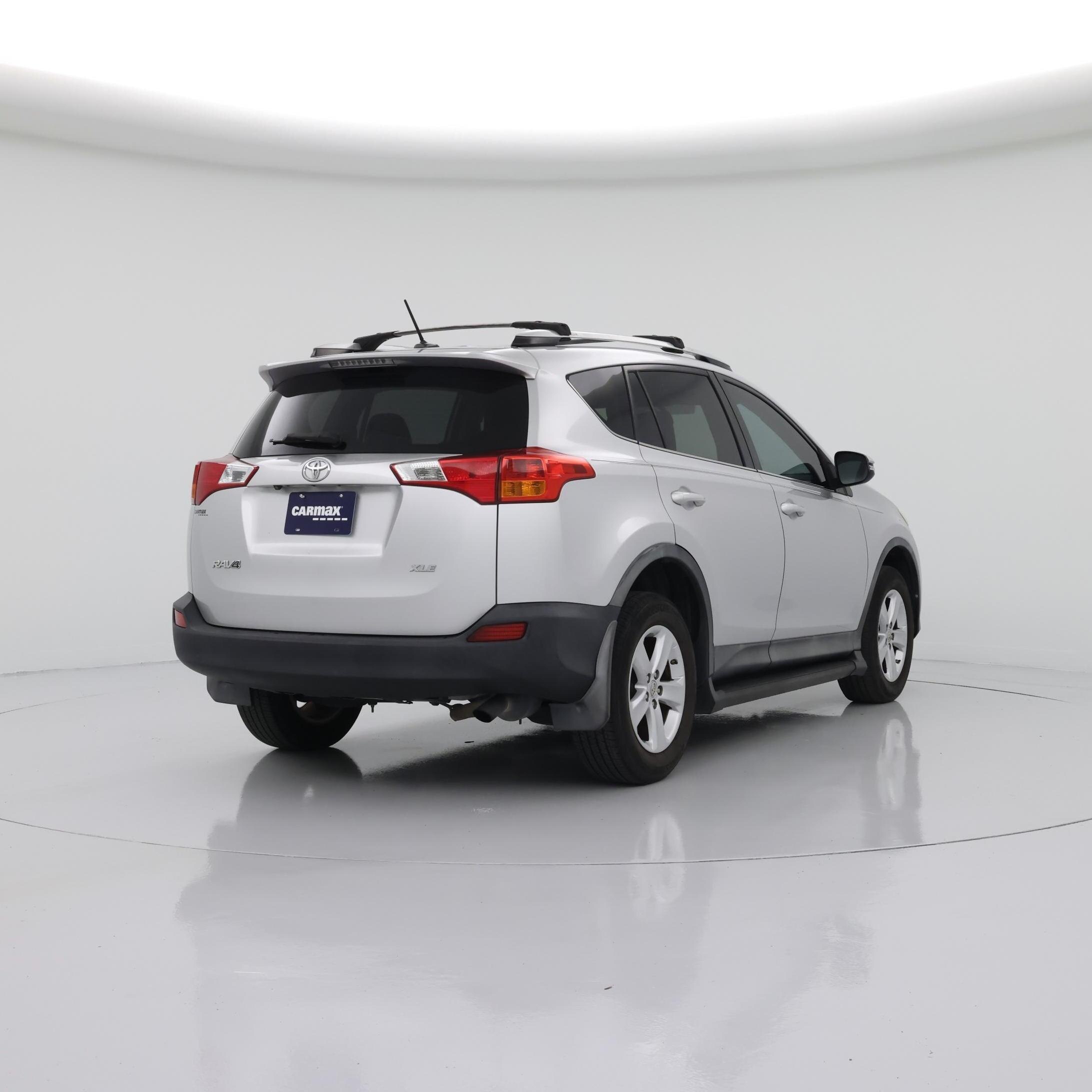Thumbnail: 2014 Toyota RAV4 - 8