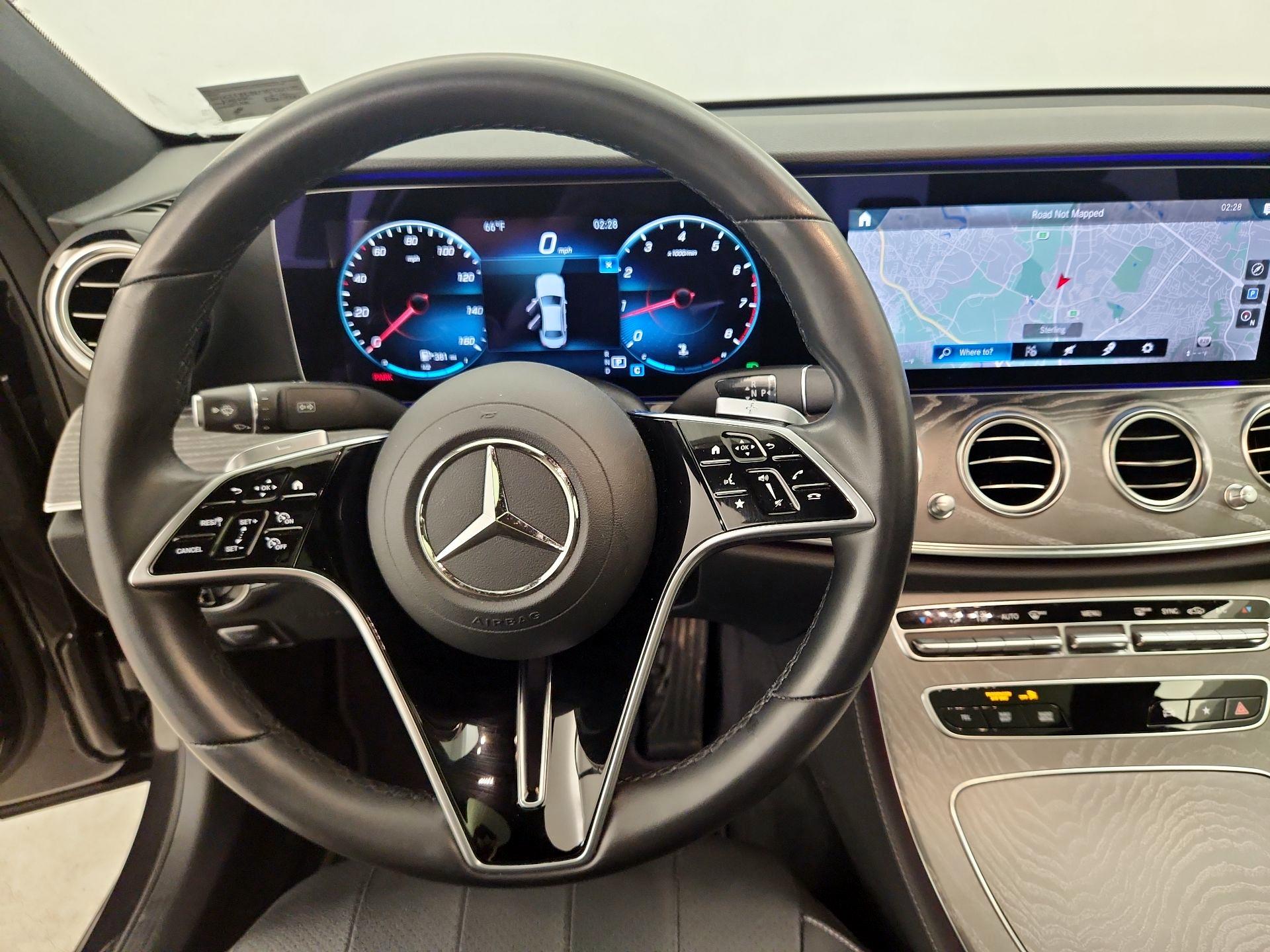 Thumbnail: 2021 Mercedes-Benz E-Class - 10