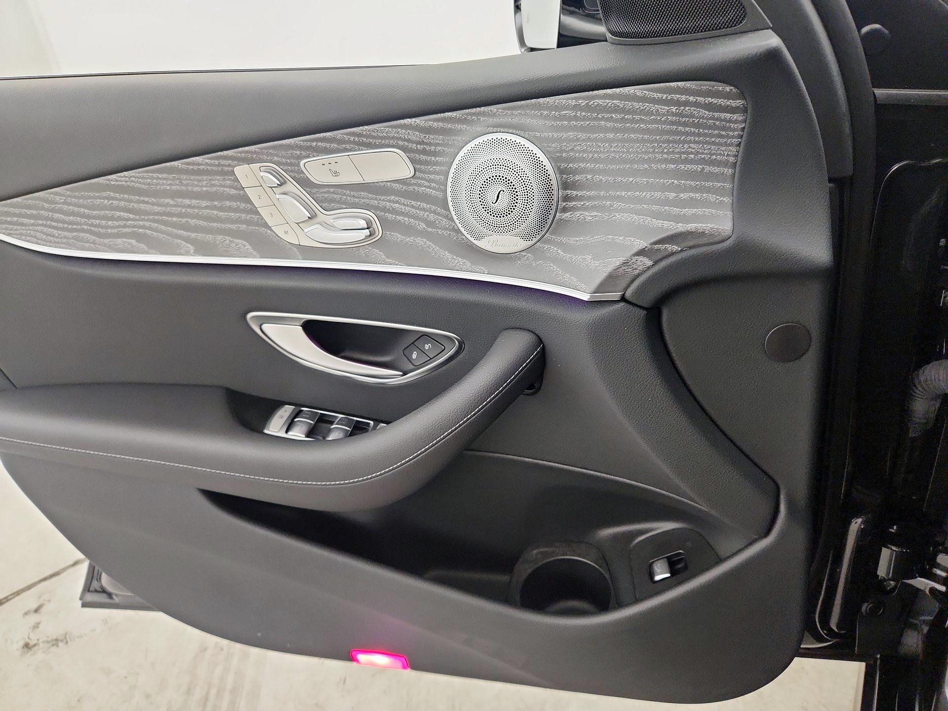 Thumbnail: 2021 Mercedes-Benz E-Class - 12