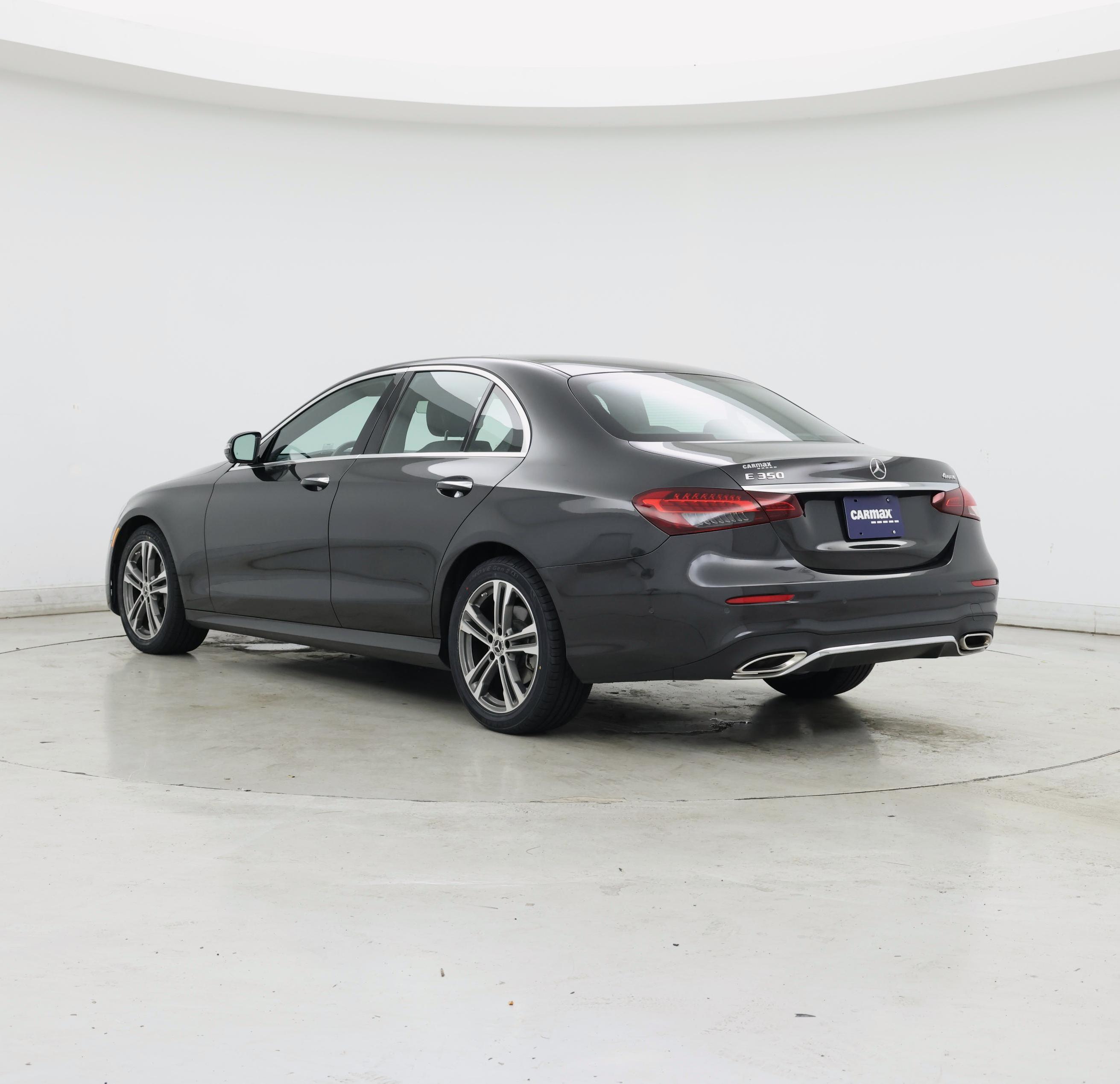 Thumbnail: 2021 Mercedes-Benz E-Class - 2