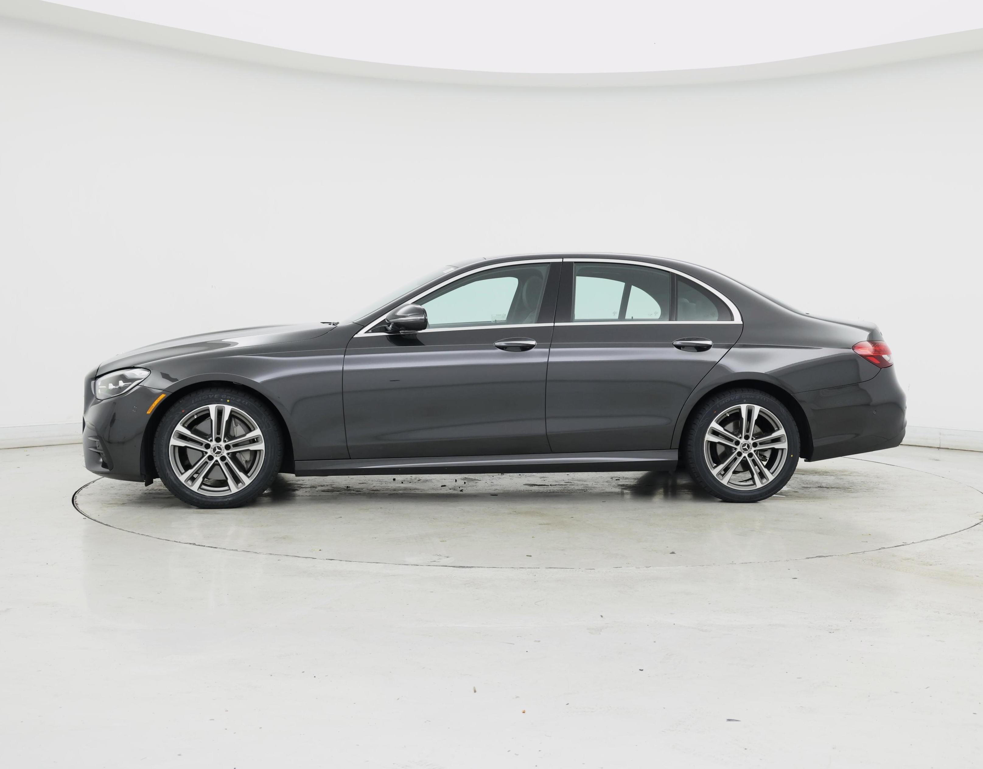 Thumbnail: 2021 Mercedes-Benz E-Class - 3