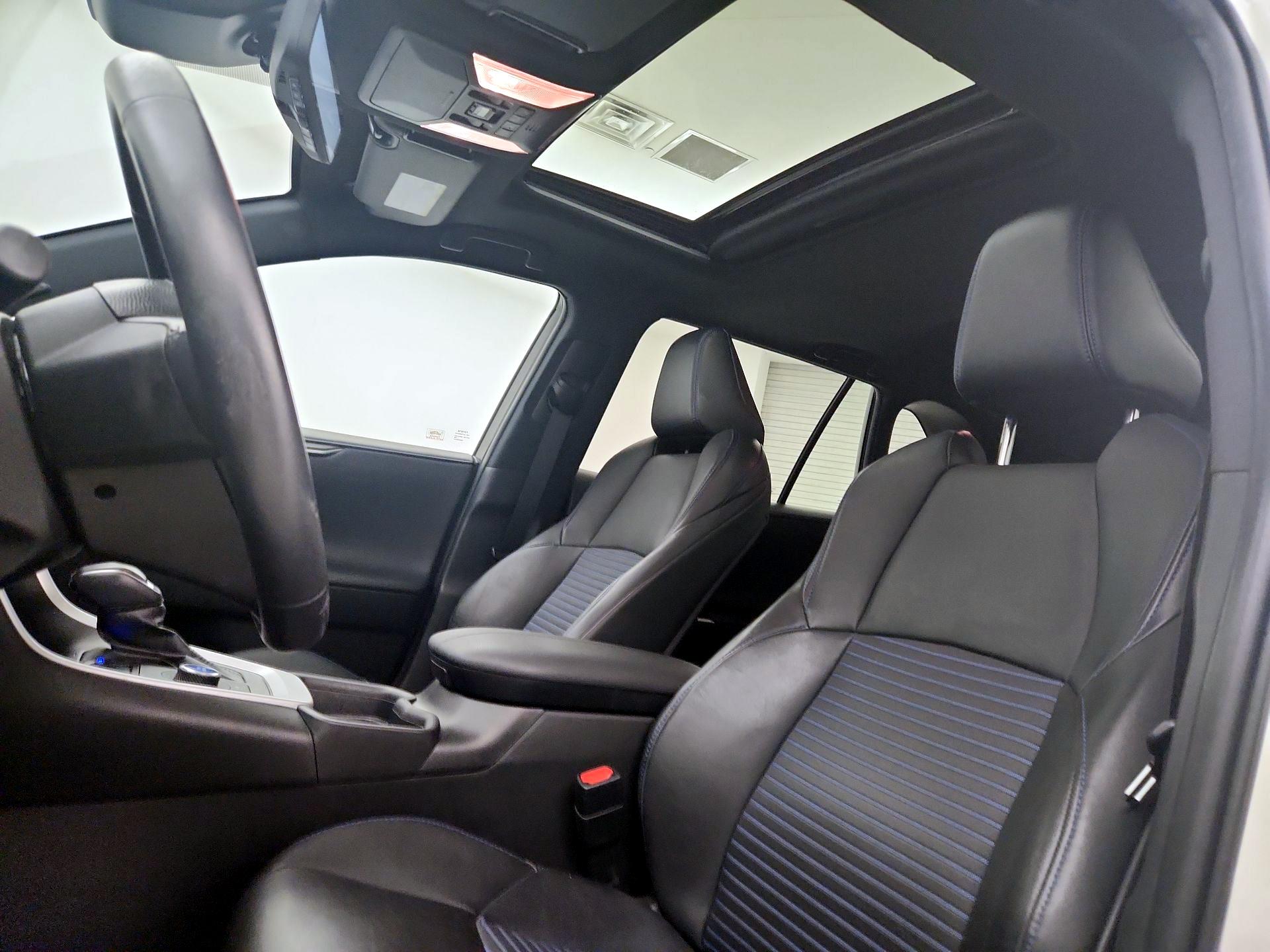 Thumbnail: 2021 Toyota RAV4 - 20