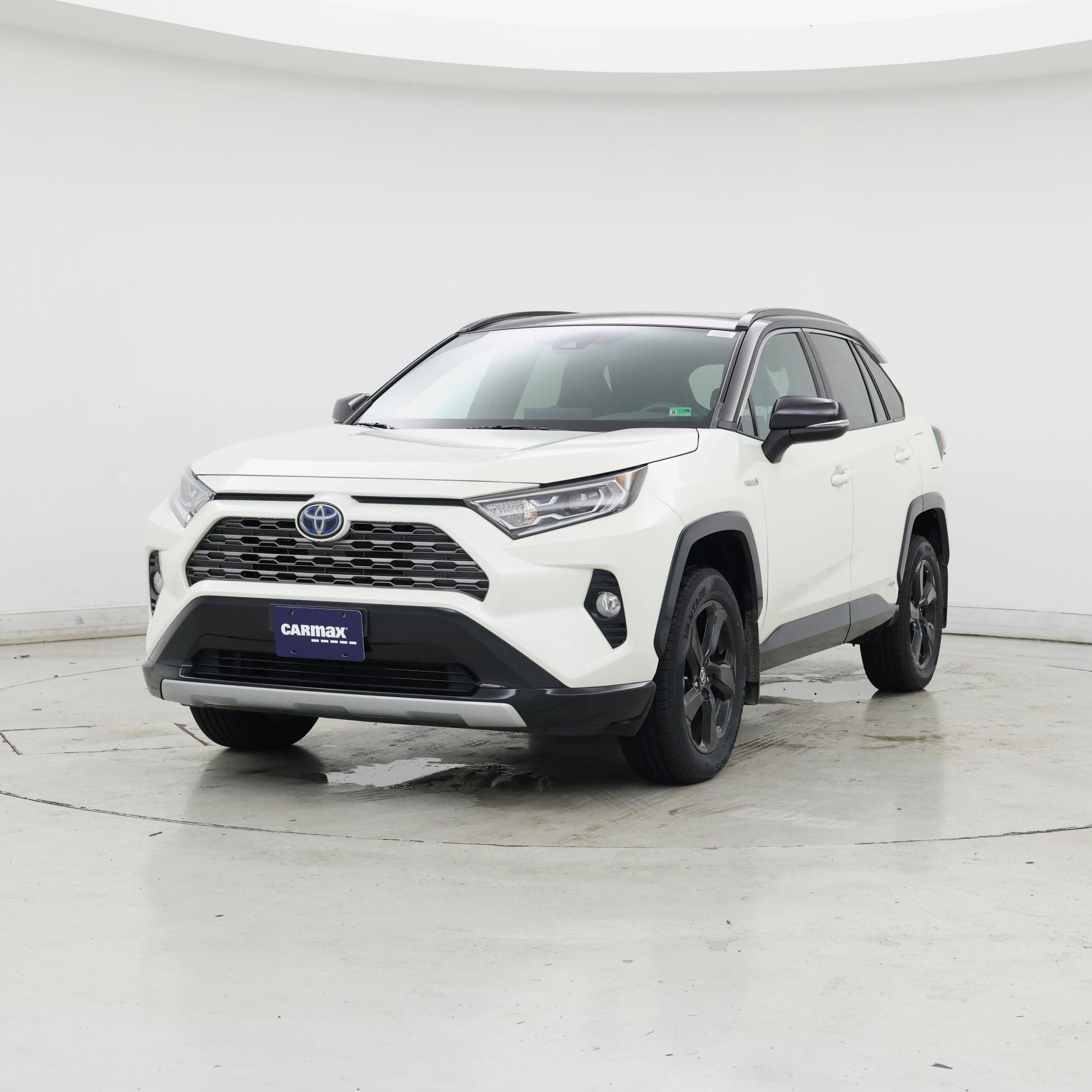 Thumbnail: 2021 Toyota RAV4 - 4