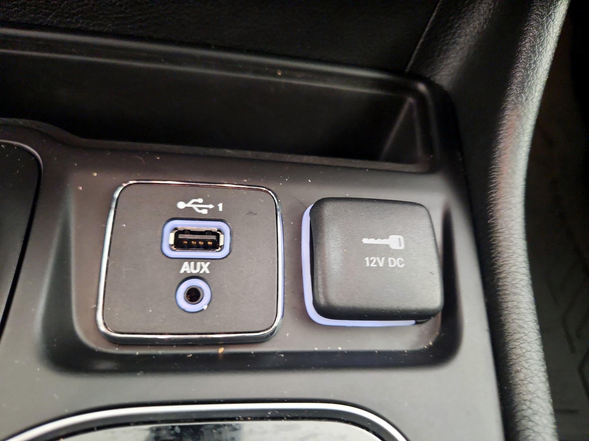 Thumbnail: 2022 Jeep Cherokee - 18