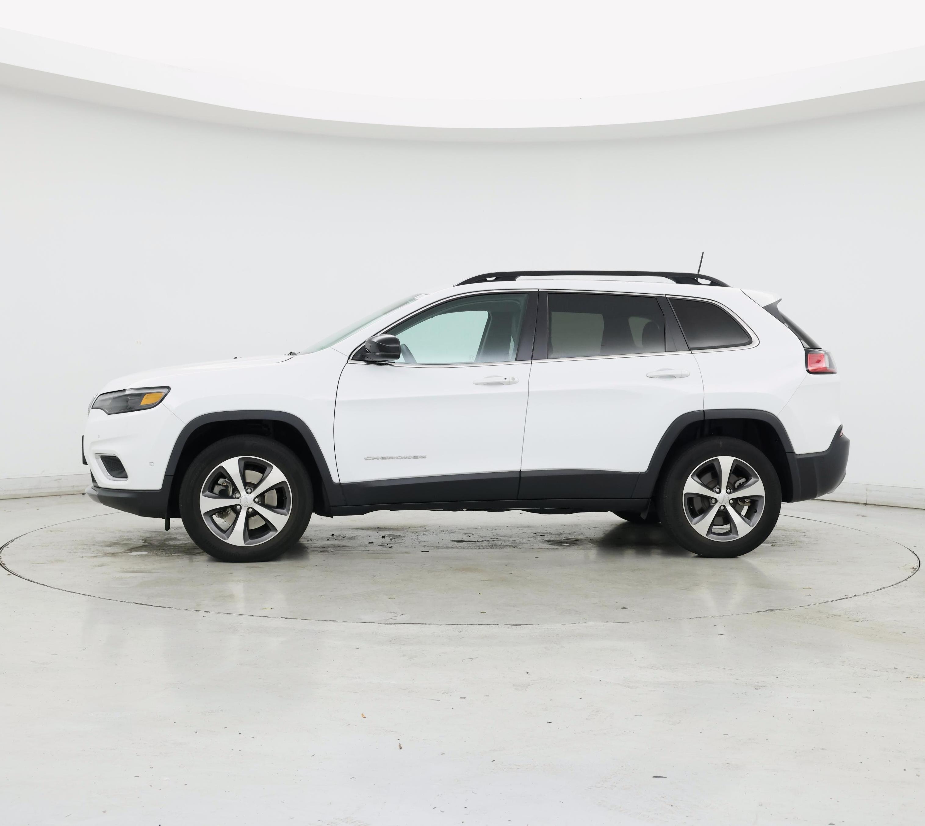 Thumbnail: 2022 Jeep Cherokee - 3