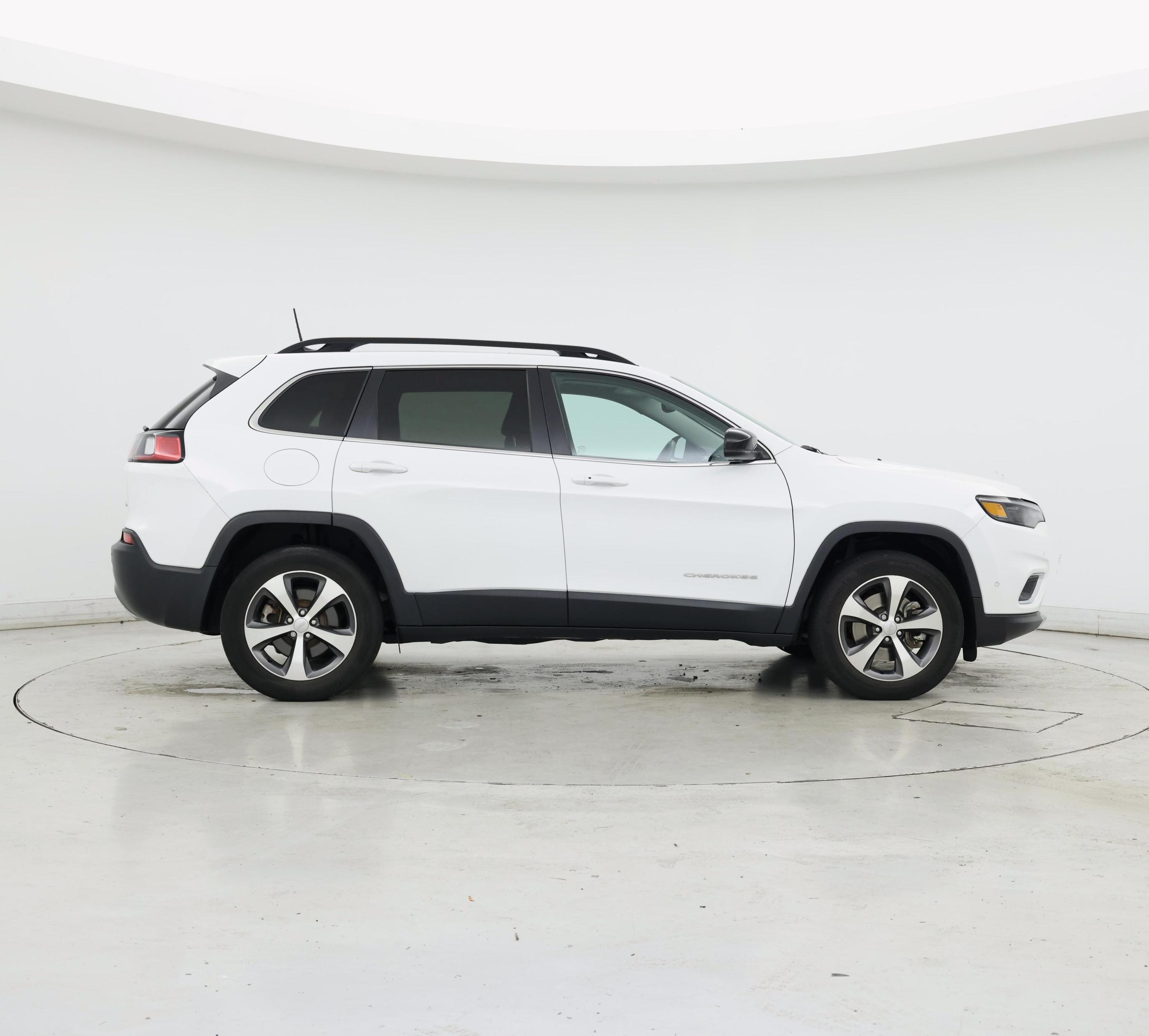 Thumbnail: 2022 Jeep Cherokee - 7