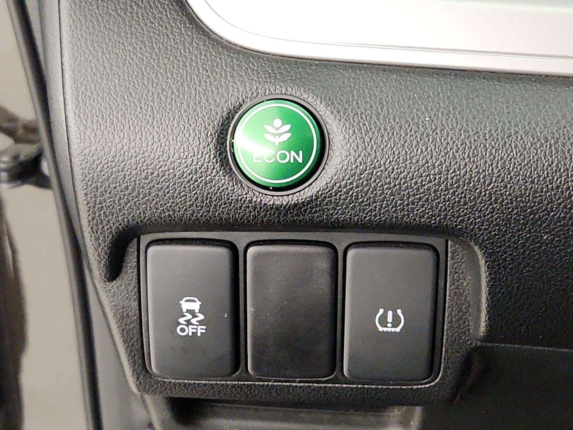 Thumbnail: 2016 Honda CR-V - 13