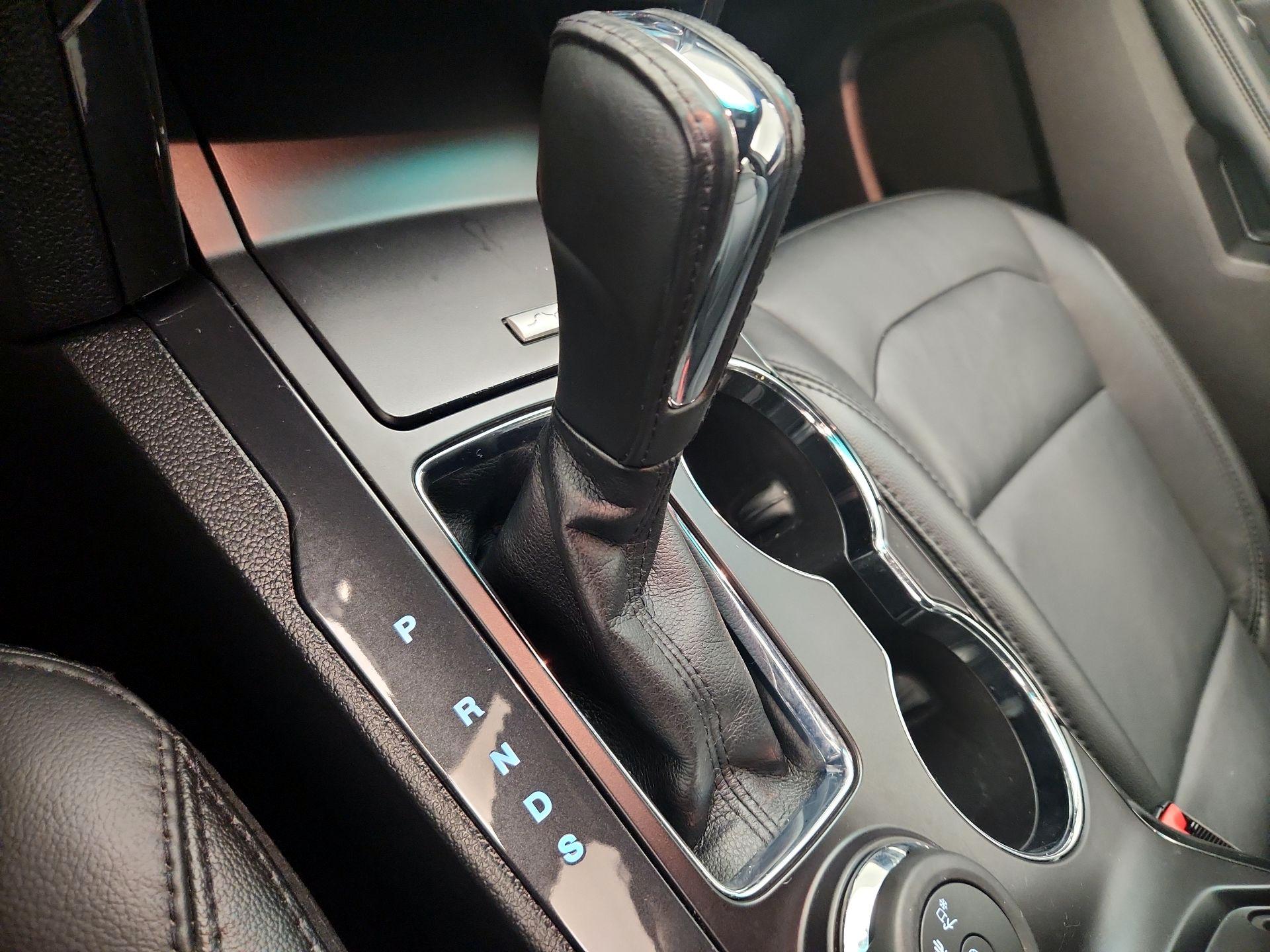 Thumbnail: 2016 Ford Explorer - 17