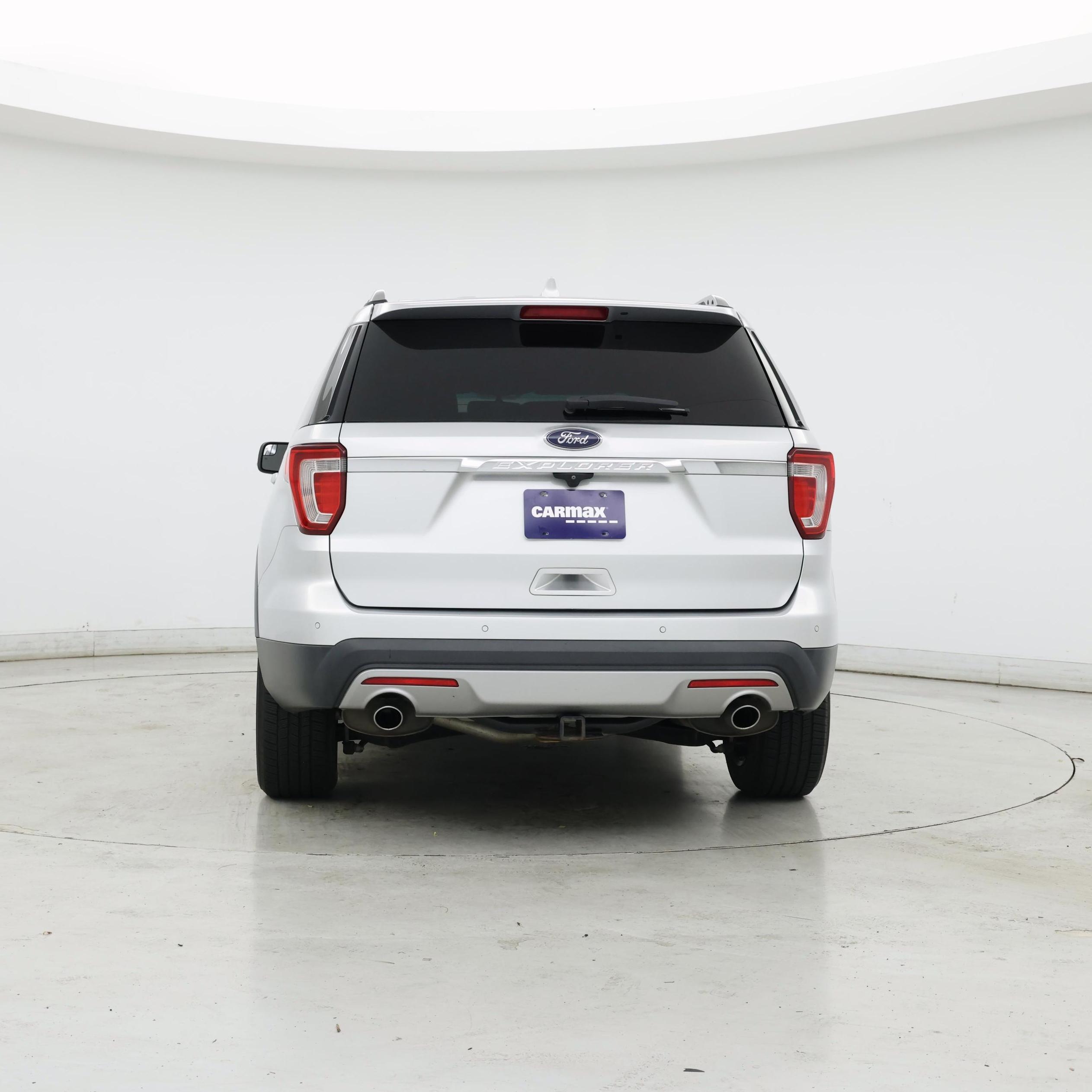Thumbnail: 2016 Ford Explorer - 6