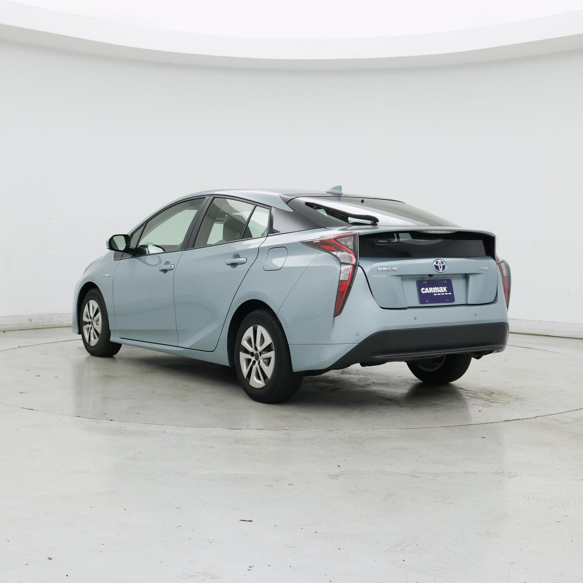 Thumbnail: 2018 Toyota Prius - 2