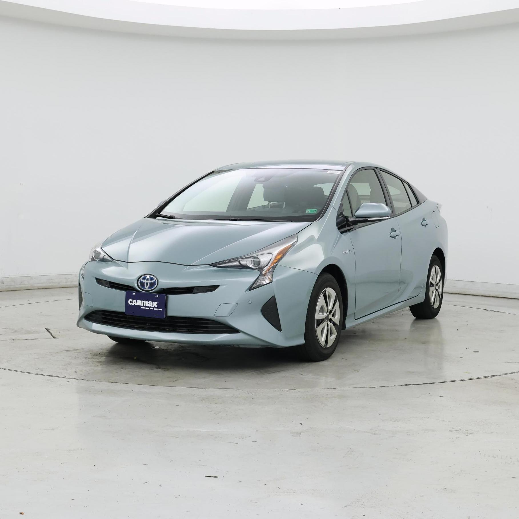 Thumbnail: 2018 Toyota Prius - 4