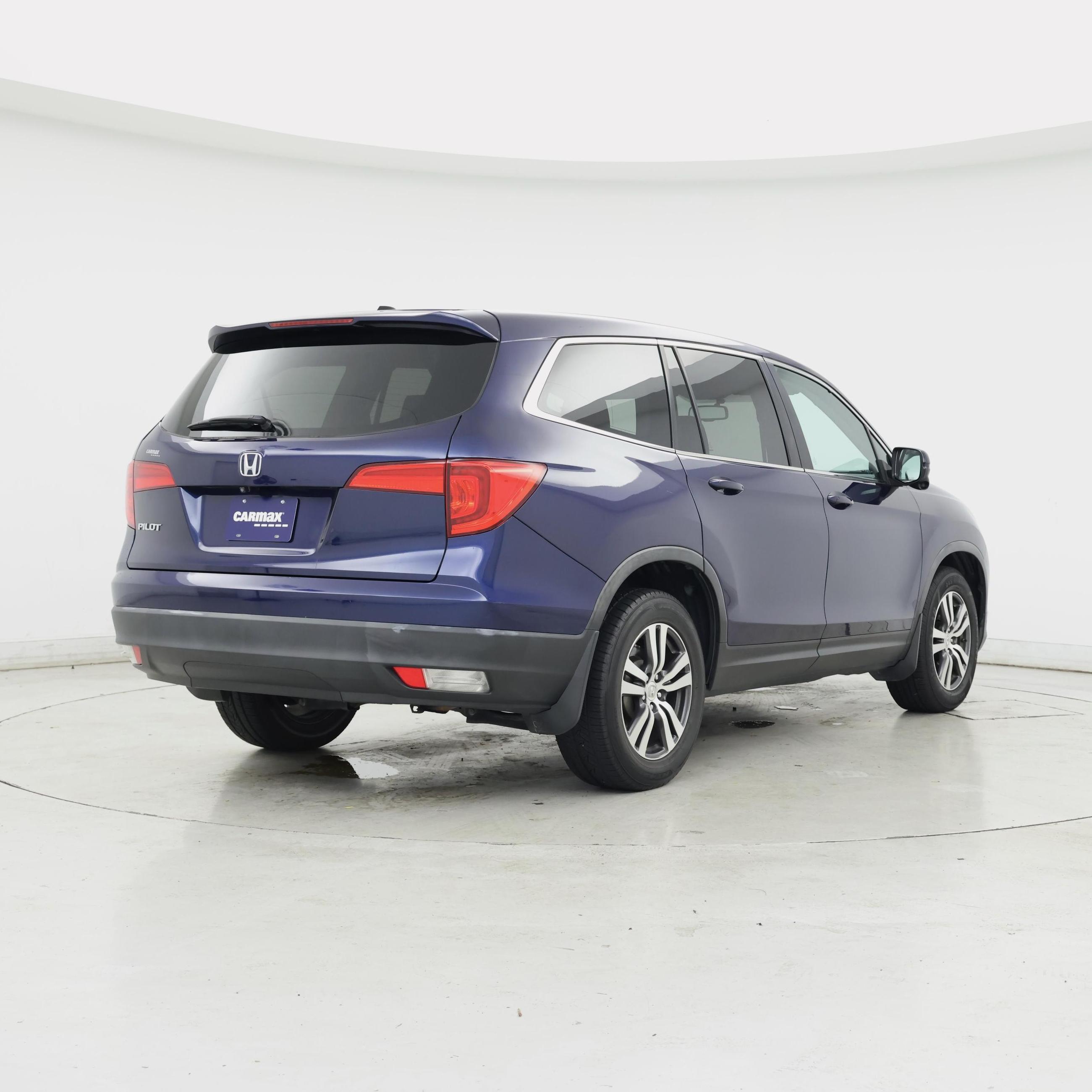 Thumbnail: 2016 Honda Pilot - 8