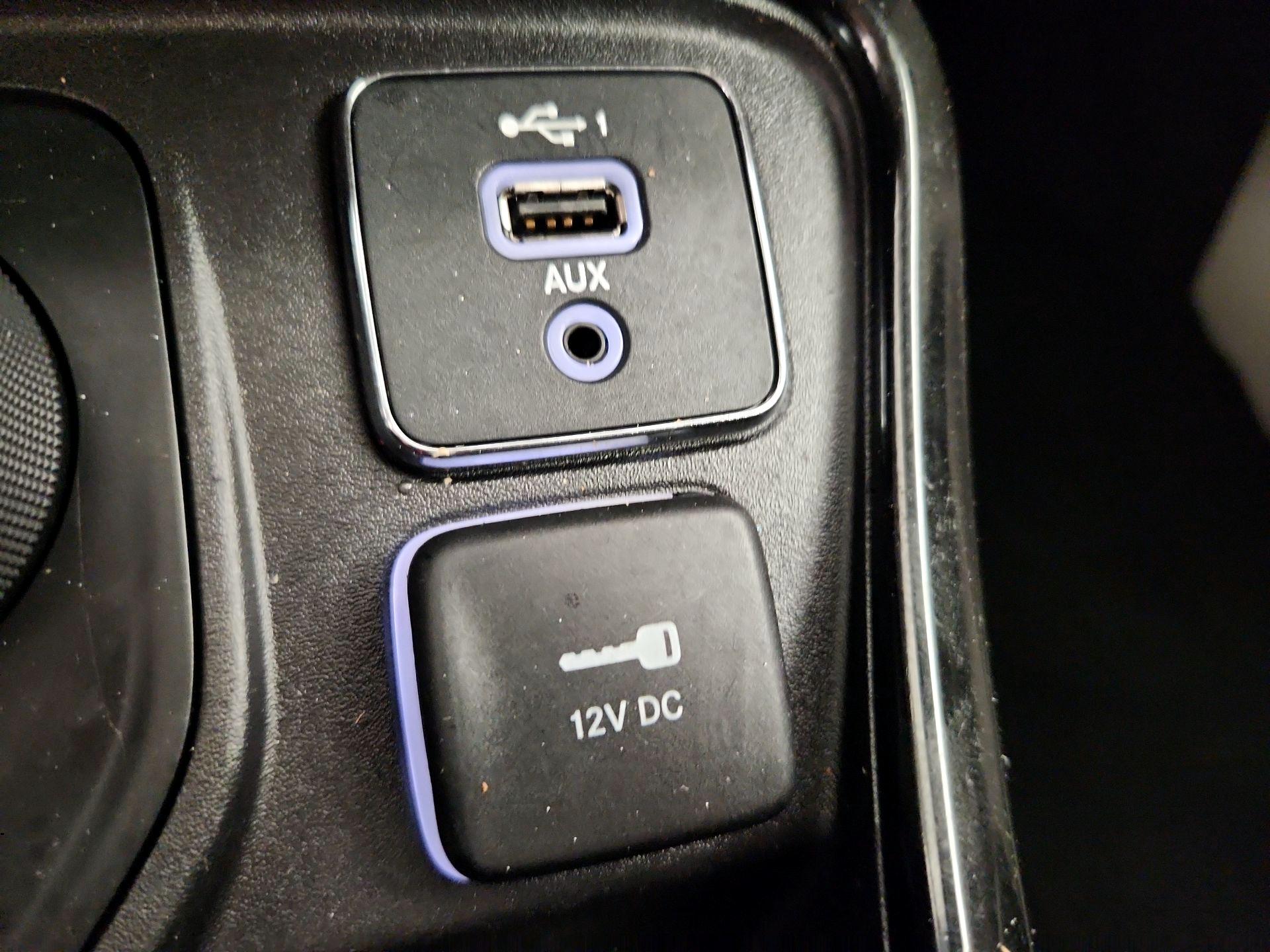 Thumbnail: 2021 Jeep Compass - 18