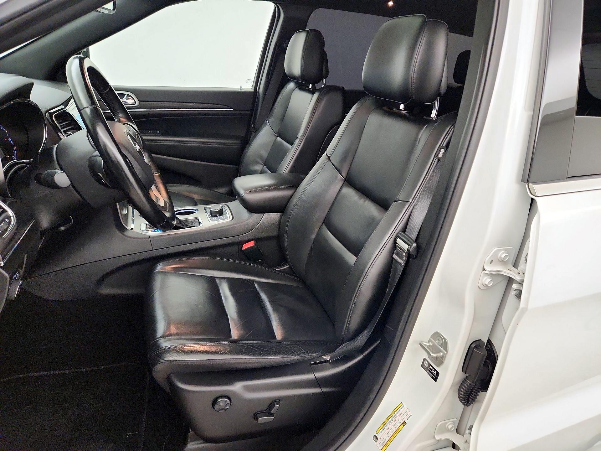 Thumbnail: 2021 Jeep Grand Cherokee - 11