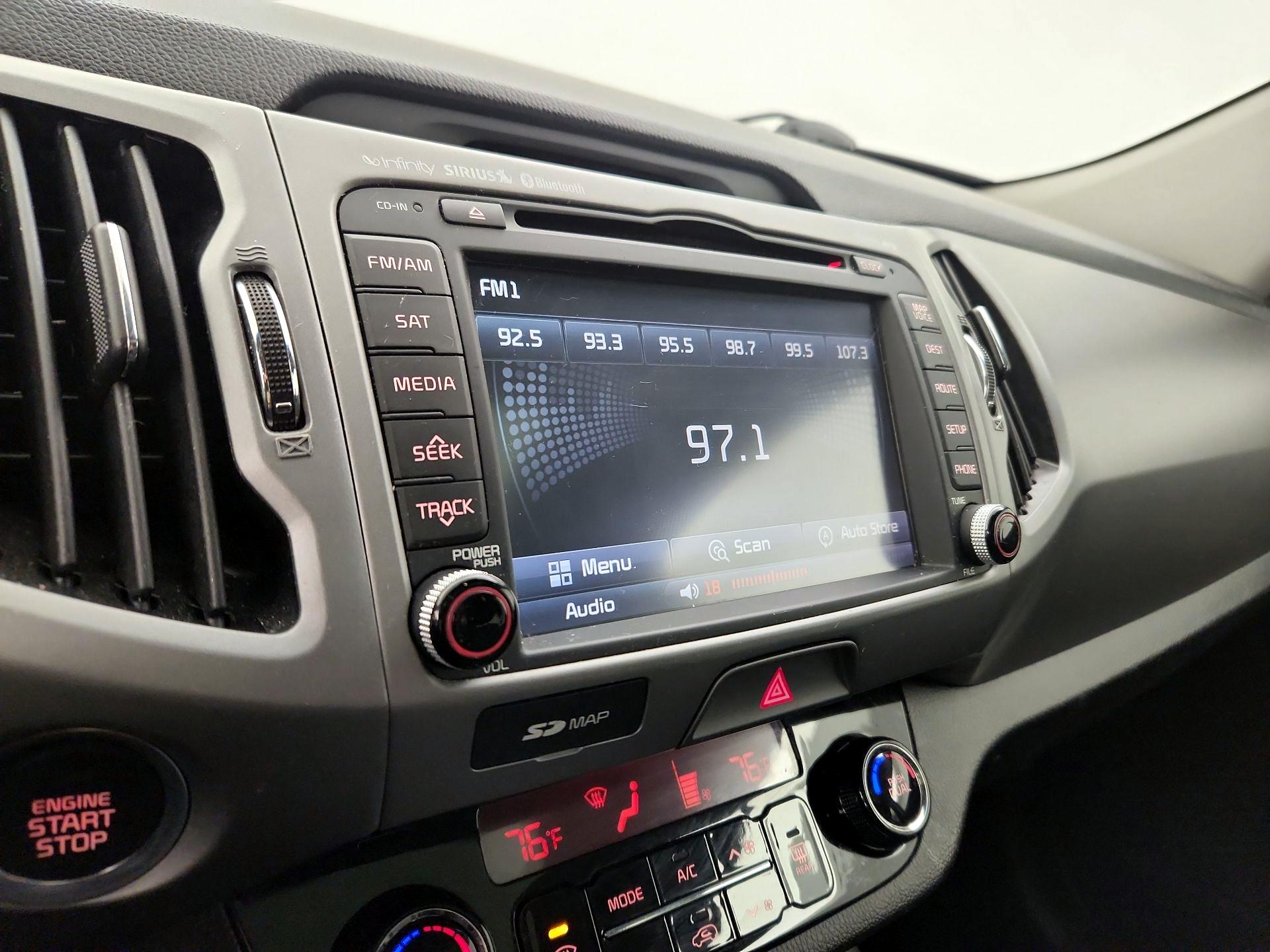 Thumbnail: 2015 Kia Sportage - 16