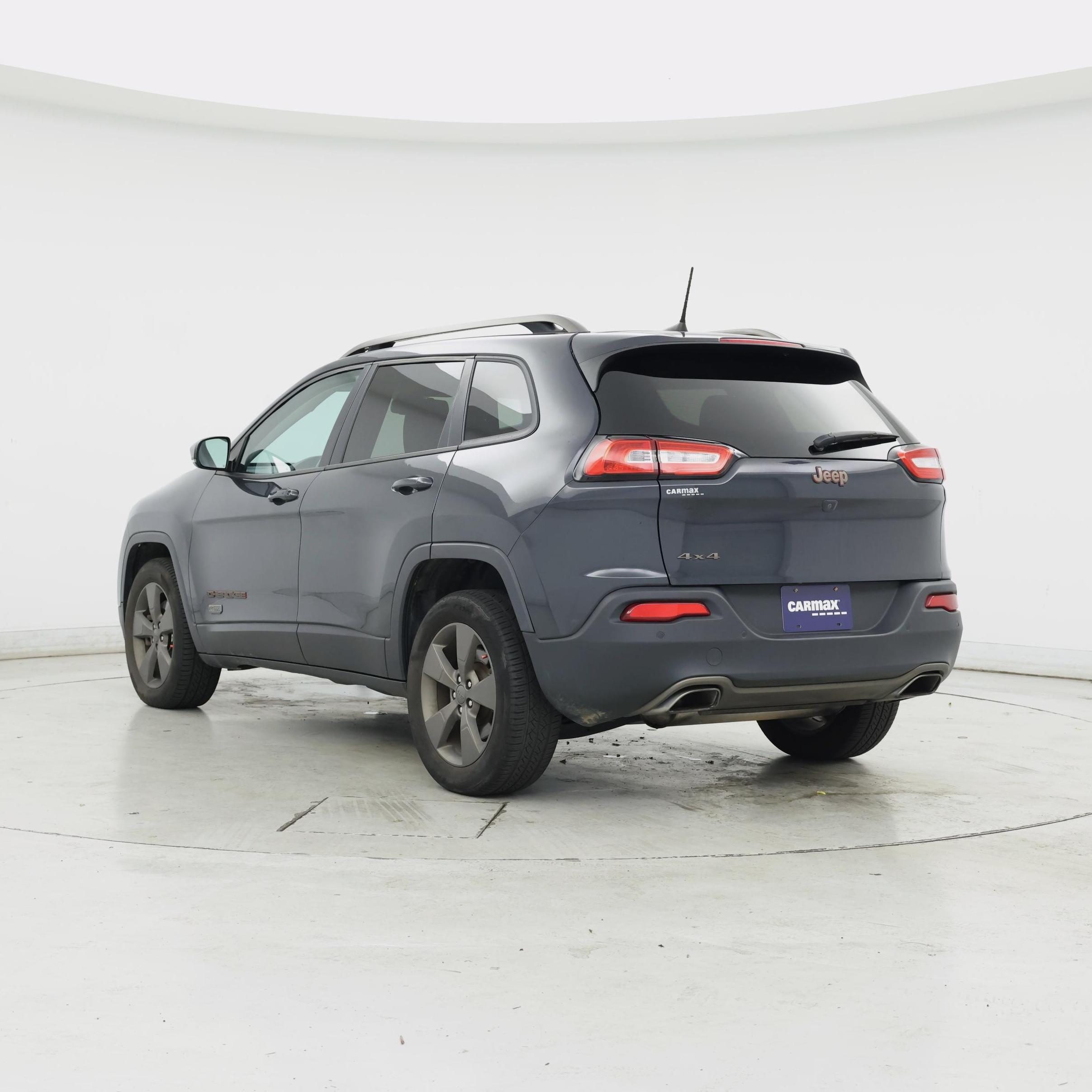Thumbnail: 2017 Jeep Cherokee - 2