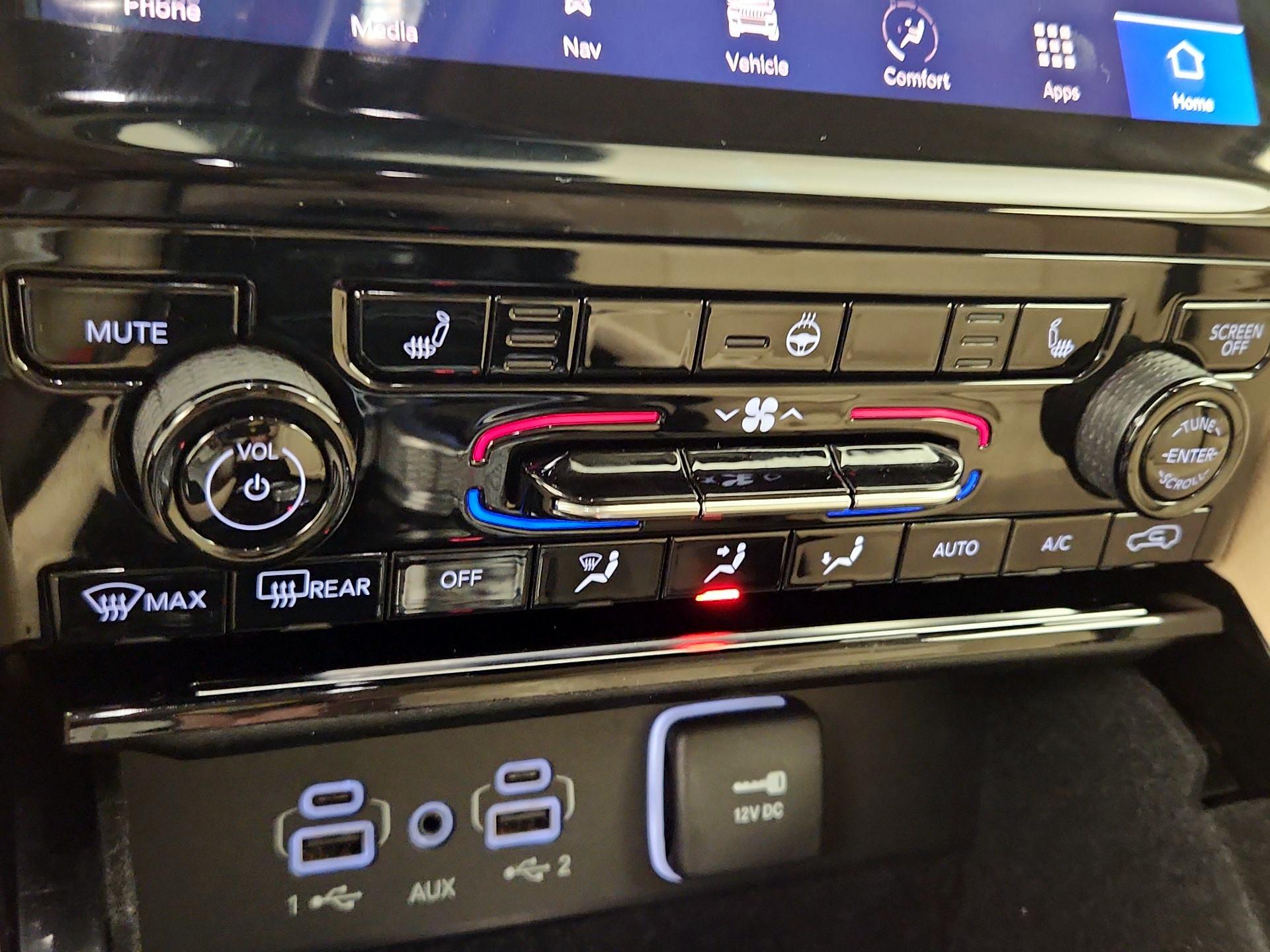 Thumbnail: 2021 Jeep Grand Cherokee L - 17