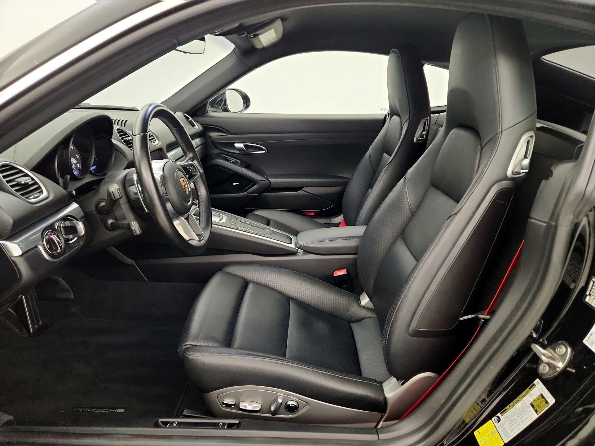 Thumbnail: 2019 Porsche 718 Cayman - 11