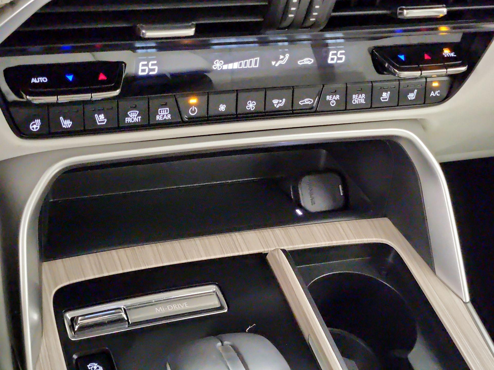 Thumbnail: 2024 Mazda CX-90 - 17