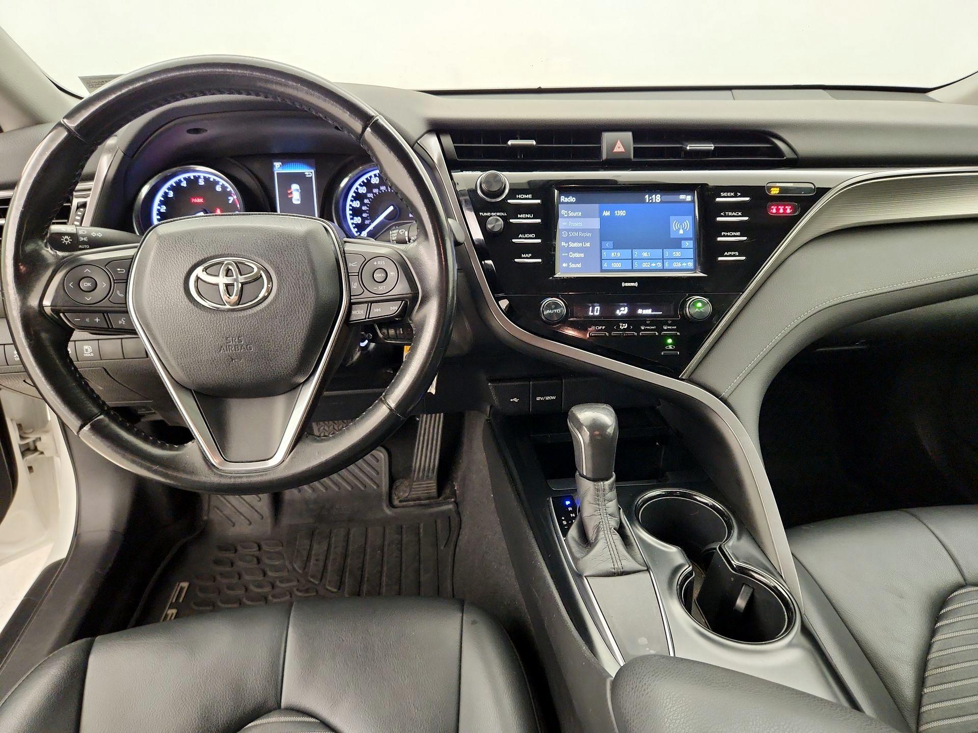 Thumbnail: 2020 Toyota Camry - 9