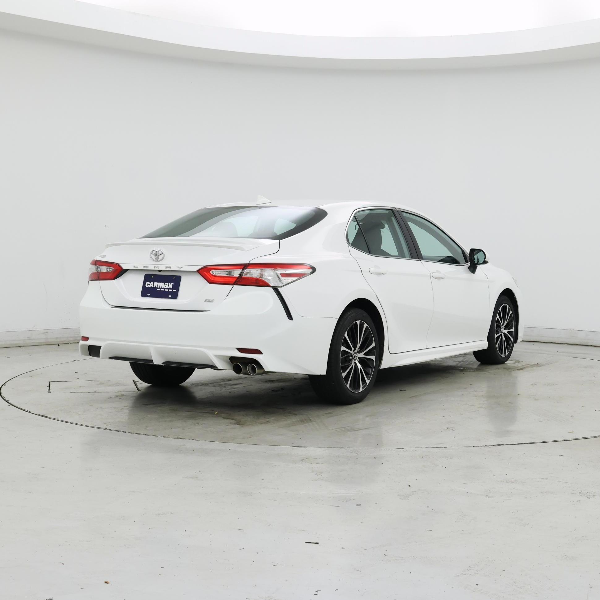 Thumbnail: 2020 Toyota Camry - 8