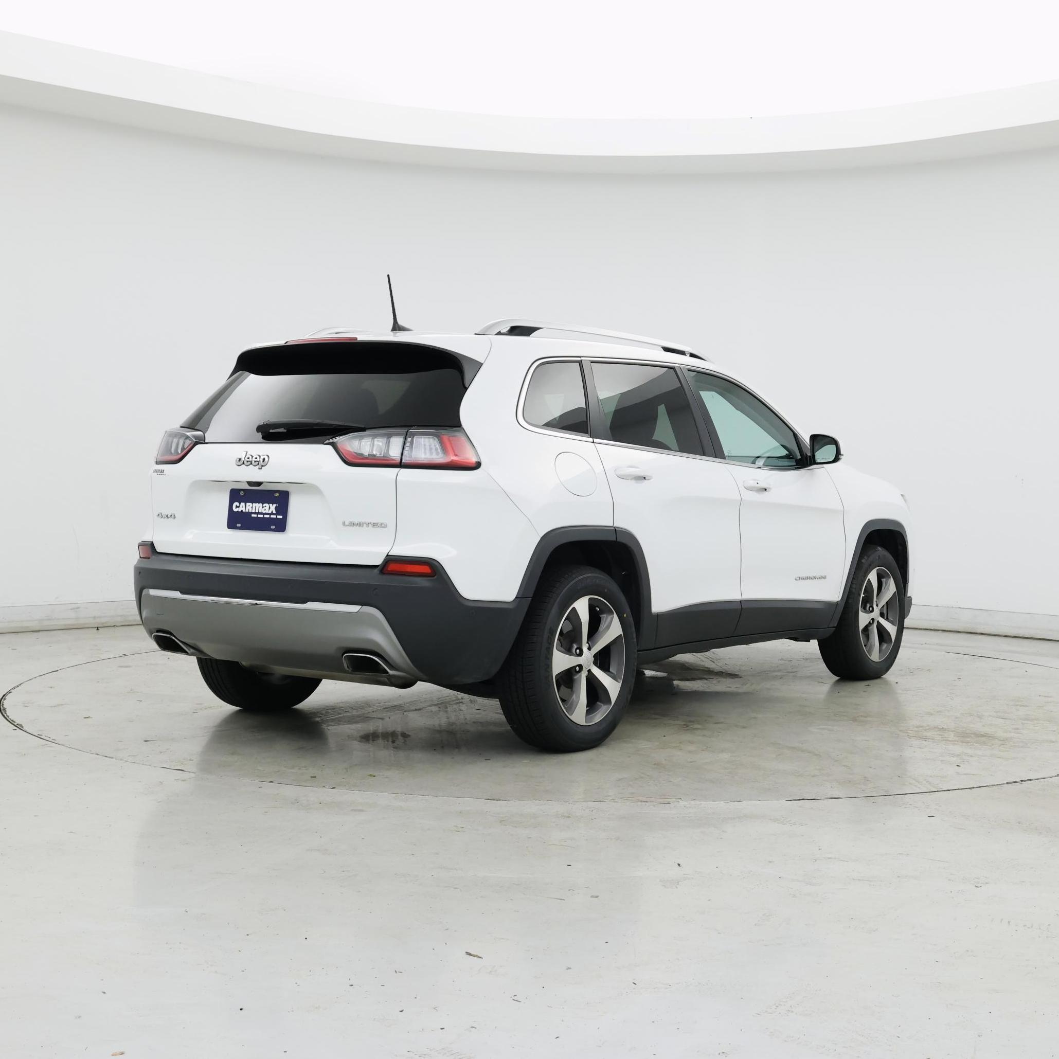 Thumbnail: 2020 Jeep Cherokee - 8
