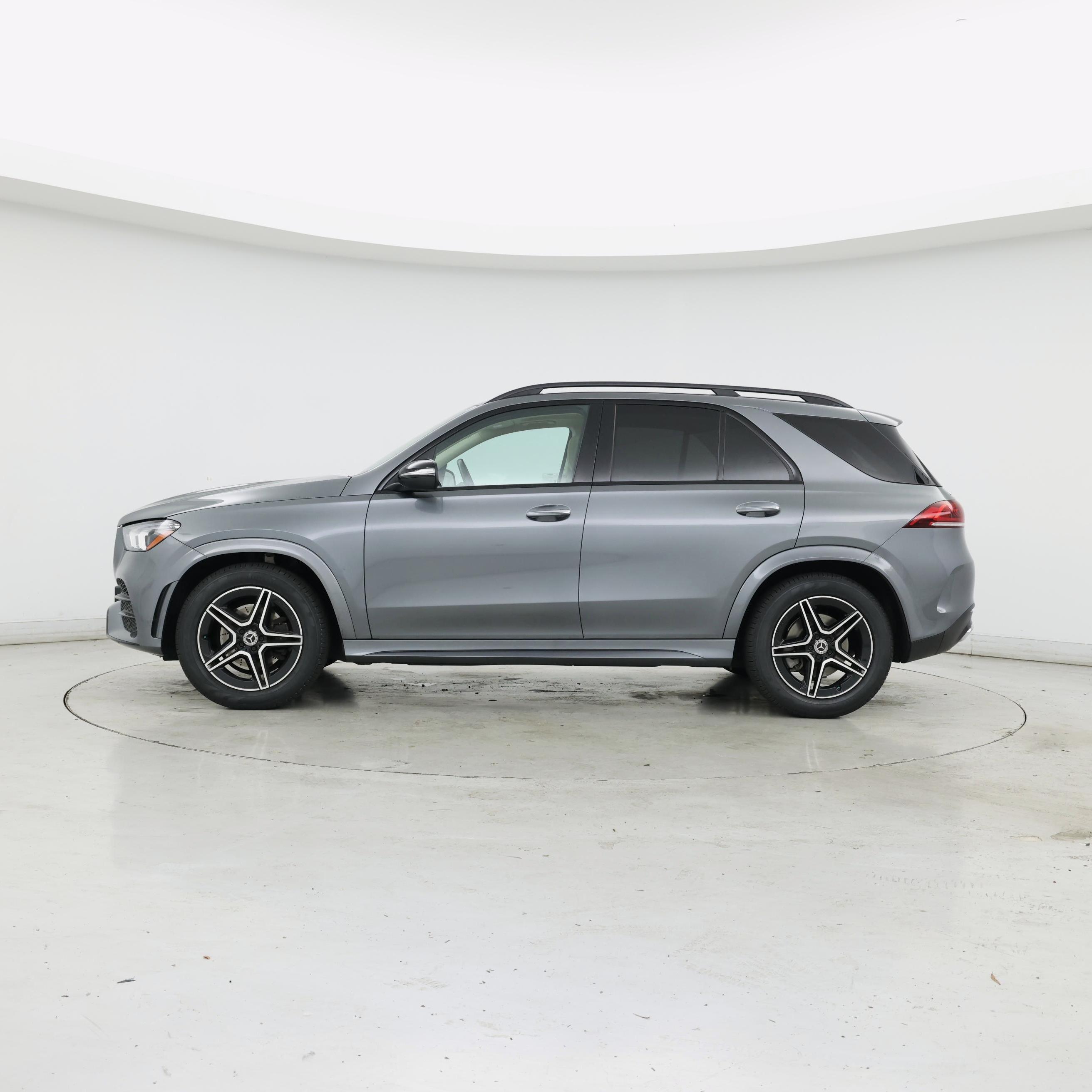 Thumbnail: 2020 Mercedes-Benz GLE - 3