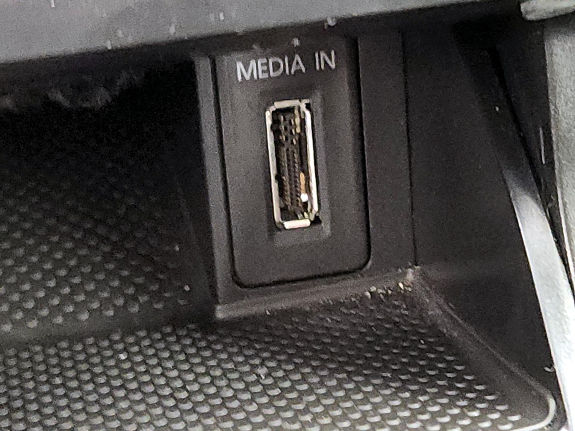 Thumbnail: 2015 Volkswagen Golf - 19