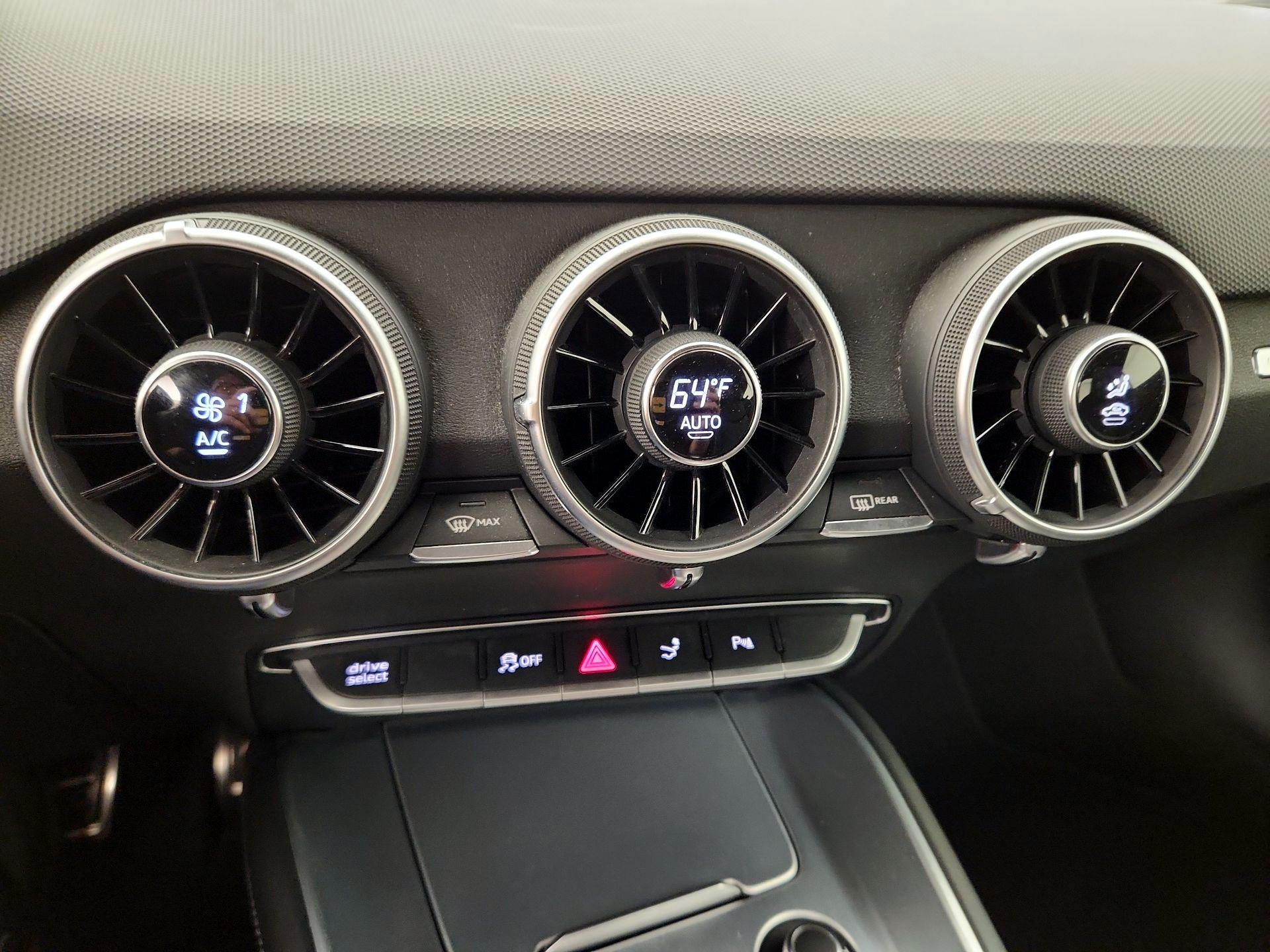 Thumbnail: 2016 Audi TTS - 17