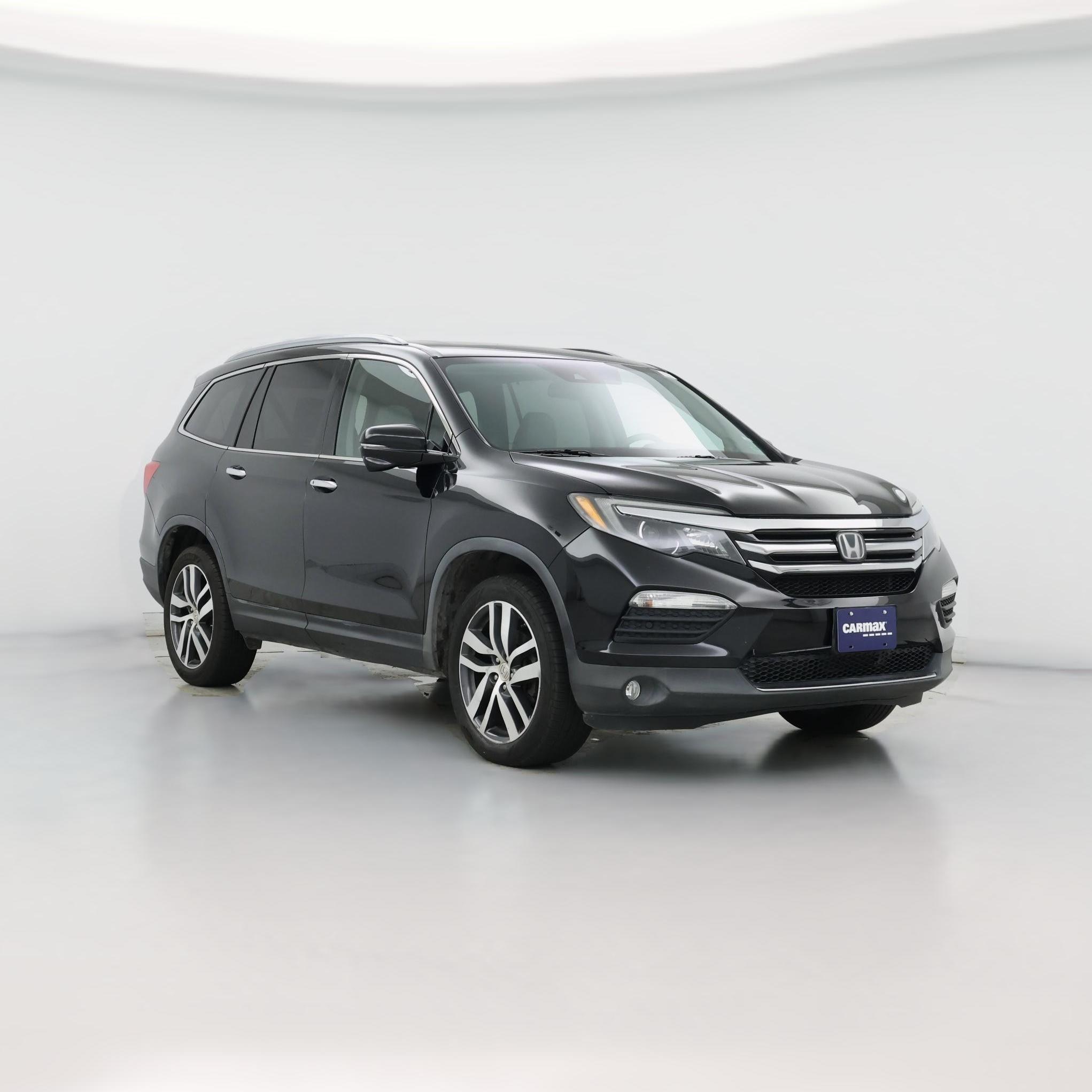 Thumbnail: 2017 Honda Pilot - 1