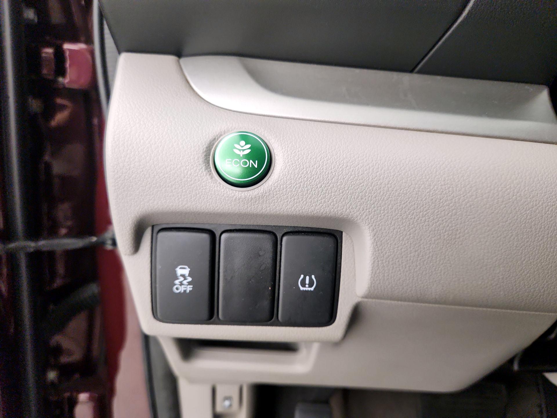 Thumbnail: 2014 Honda CR-V - 13