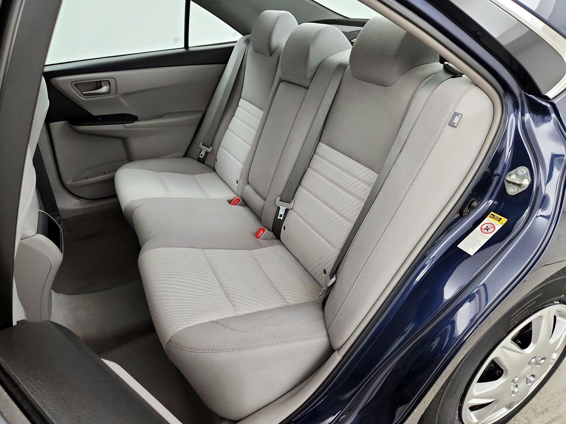 Thumbnail: 2016 Toyota Camry - 19