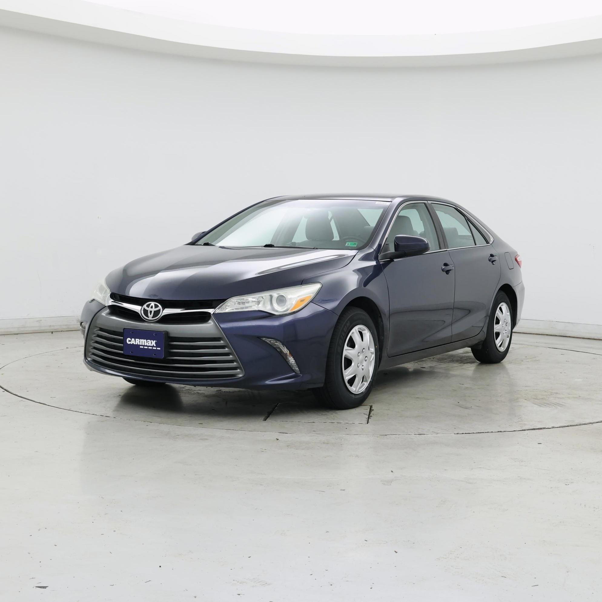 Thumbnail: 2016 Toyota Camry - 4