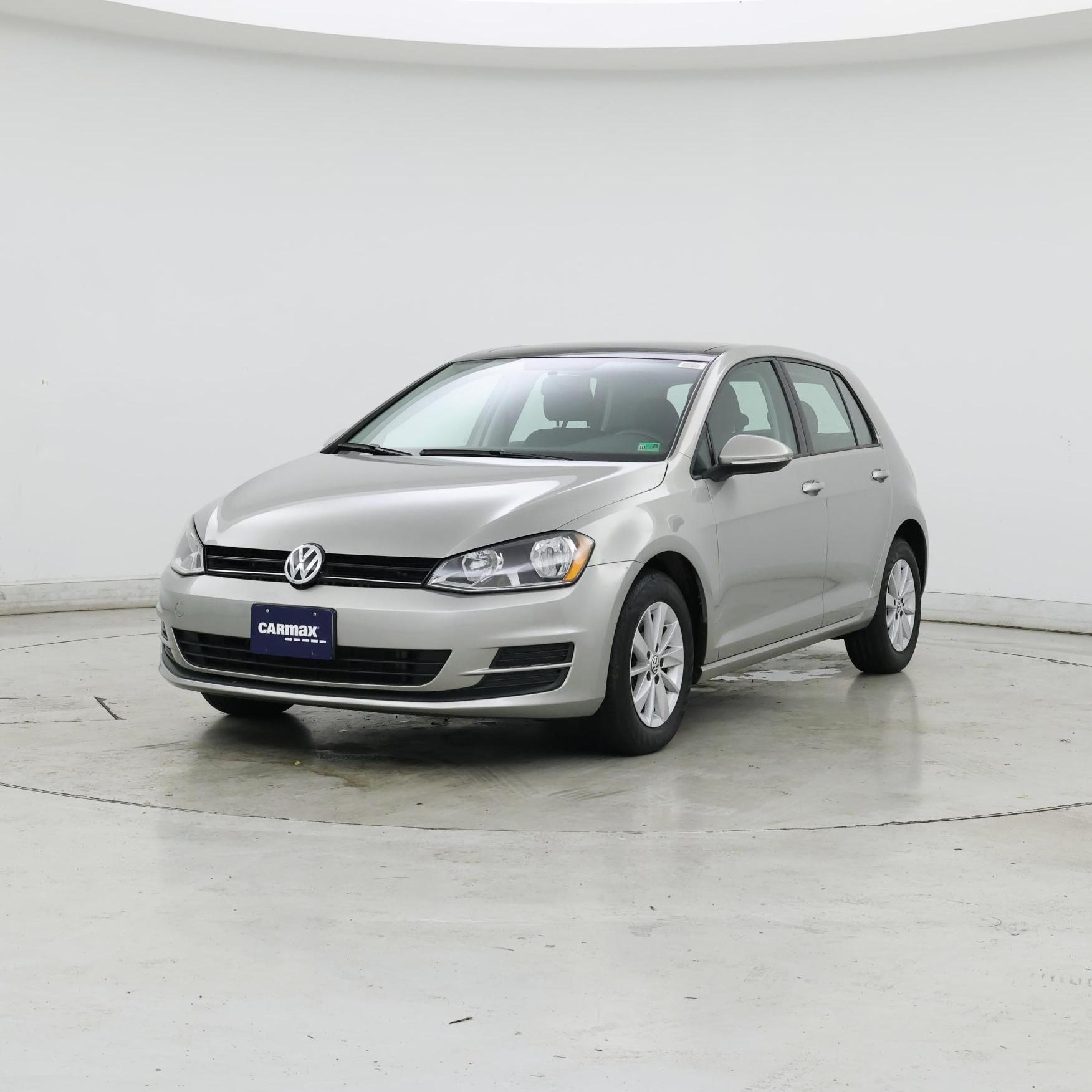 Thumbnail: 2016 Volkswagen Golf - 4