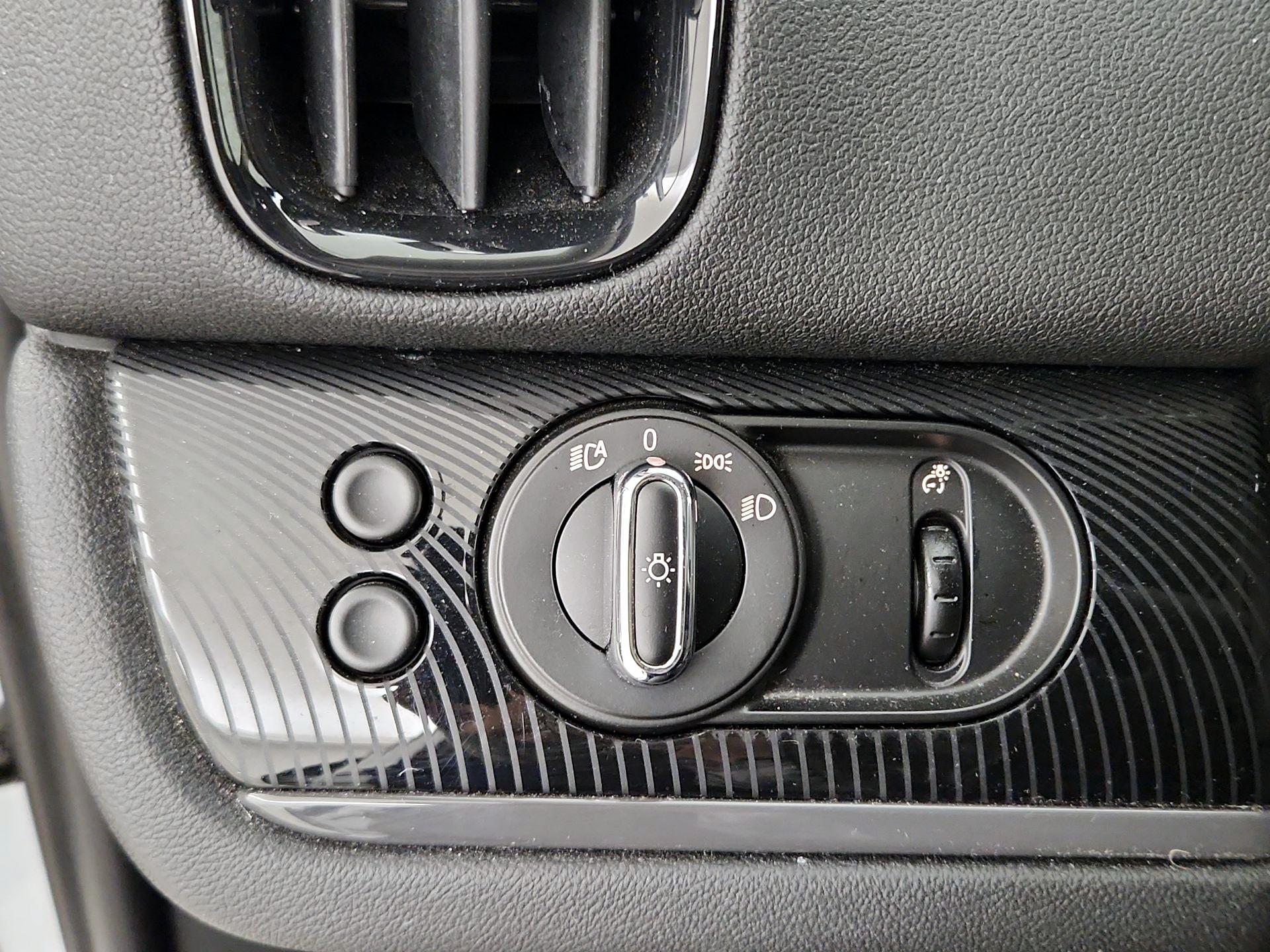 Thumbnail: 2018 MINI Cooper Countryman - 13
