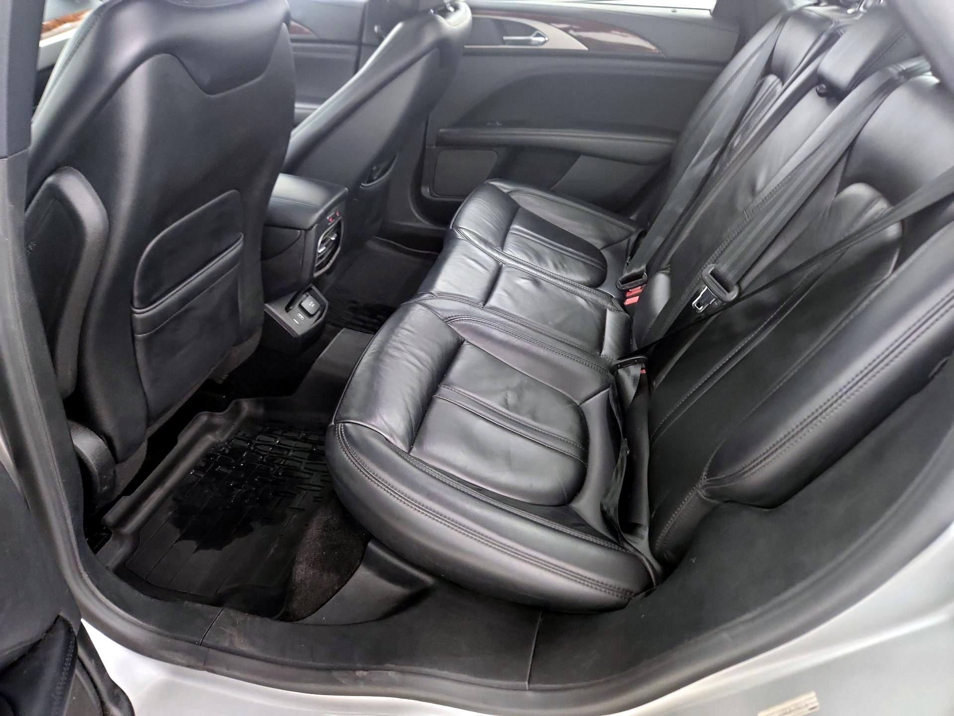 Thumbnail: 2018 Lincoln MKZ - 20