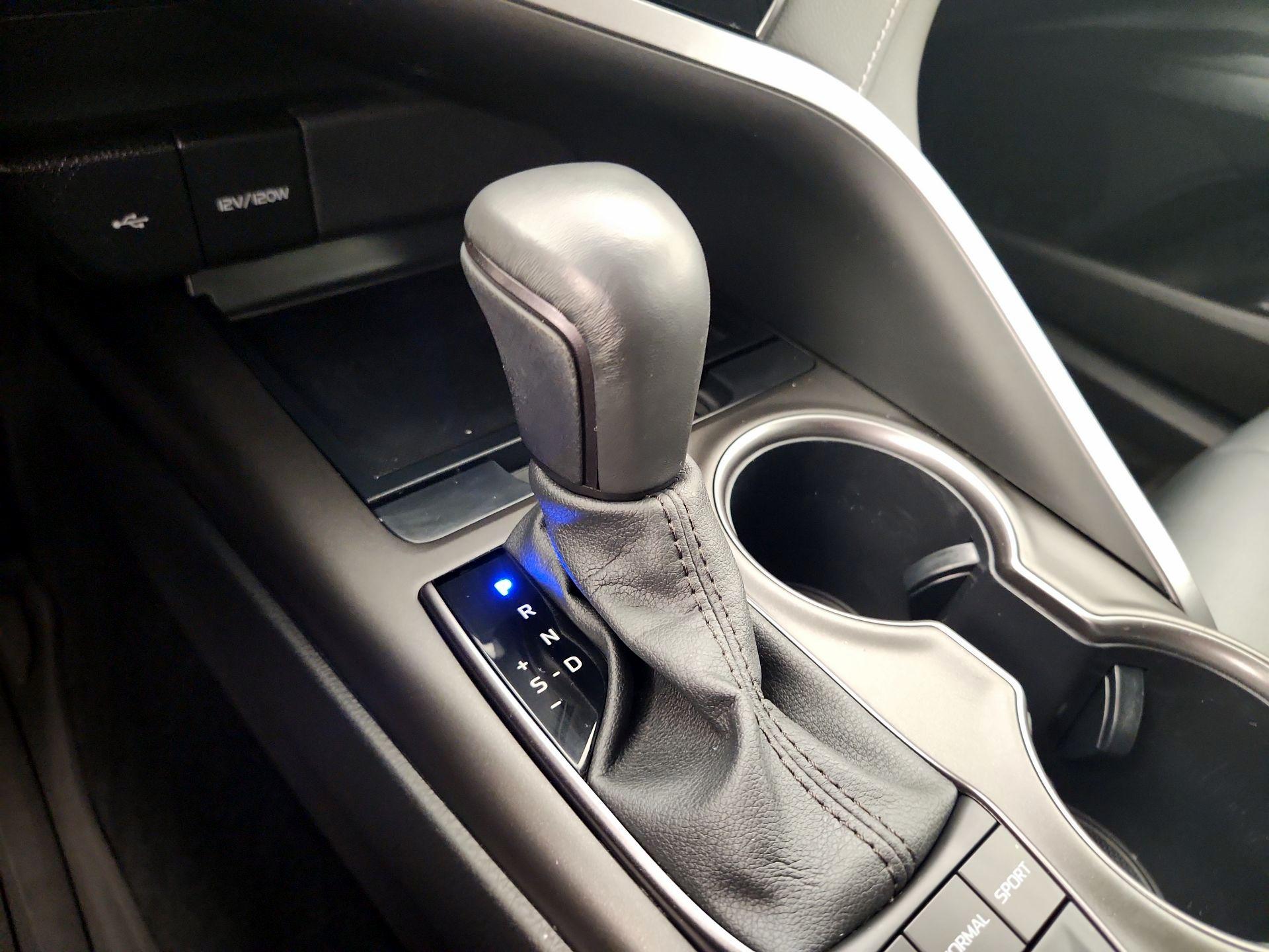 Thumbnail: 2024 Toyota Camry - 18