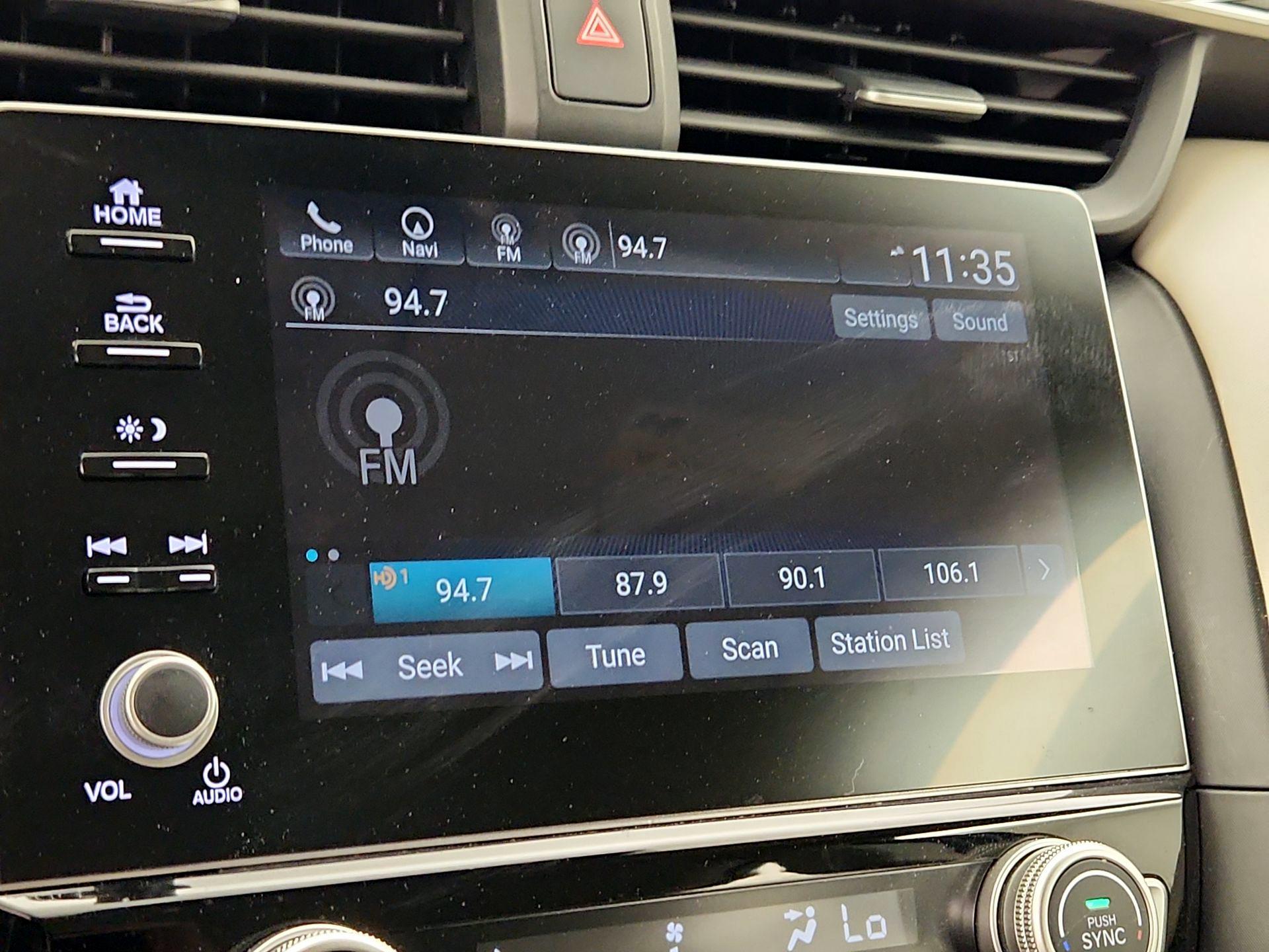 Thumbnail: 2020 Honda Insight - 16