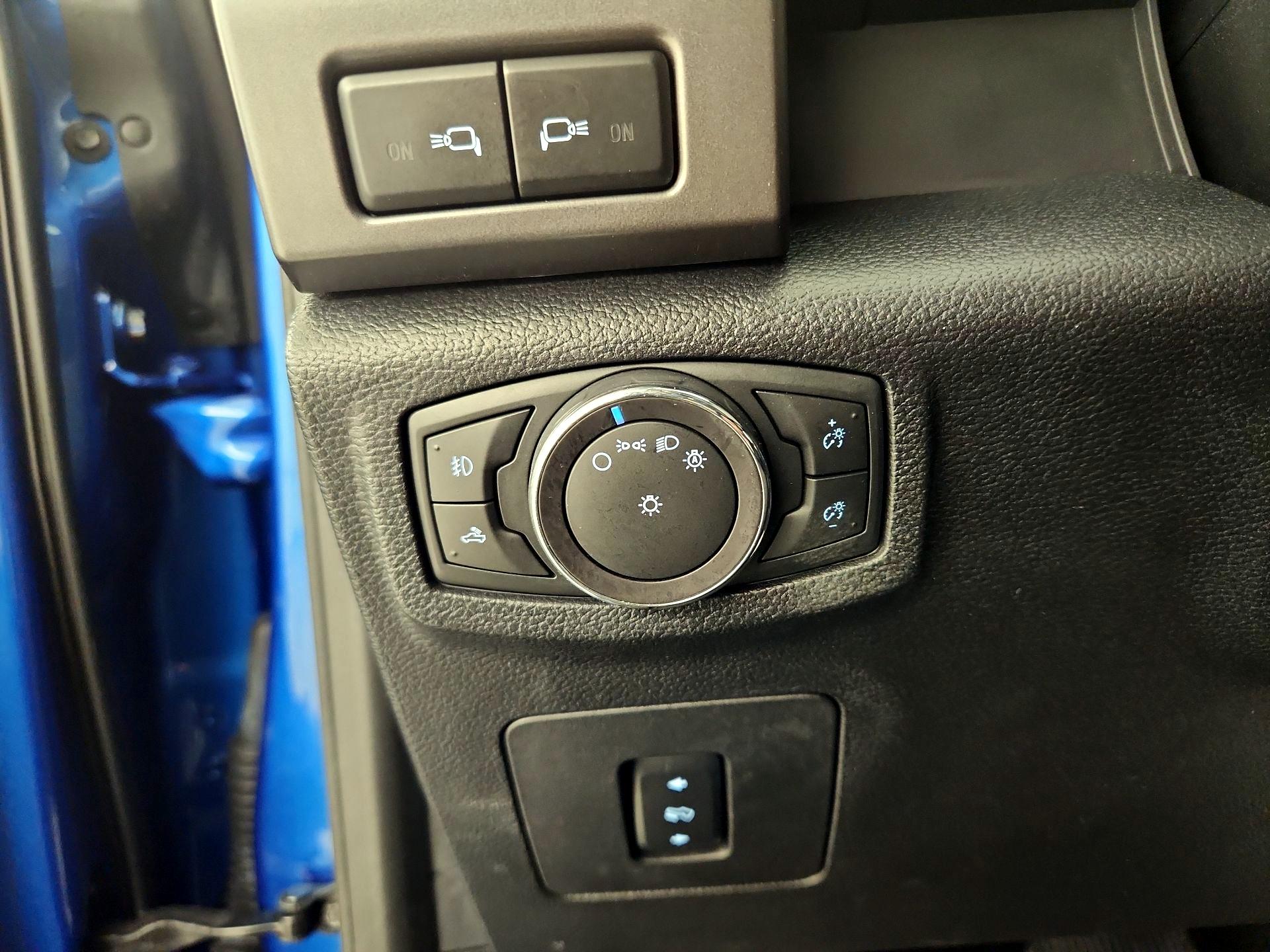 Thumbnail: 2016 Ford F-150 - 13