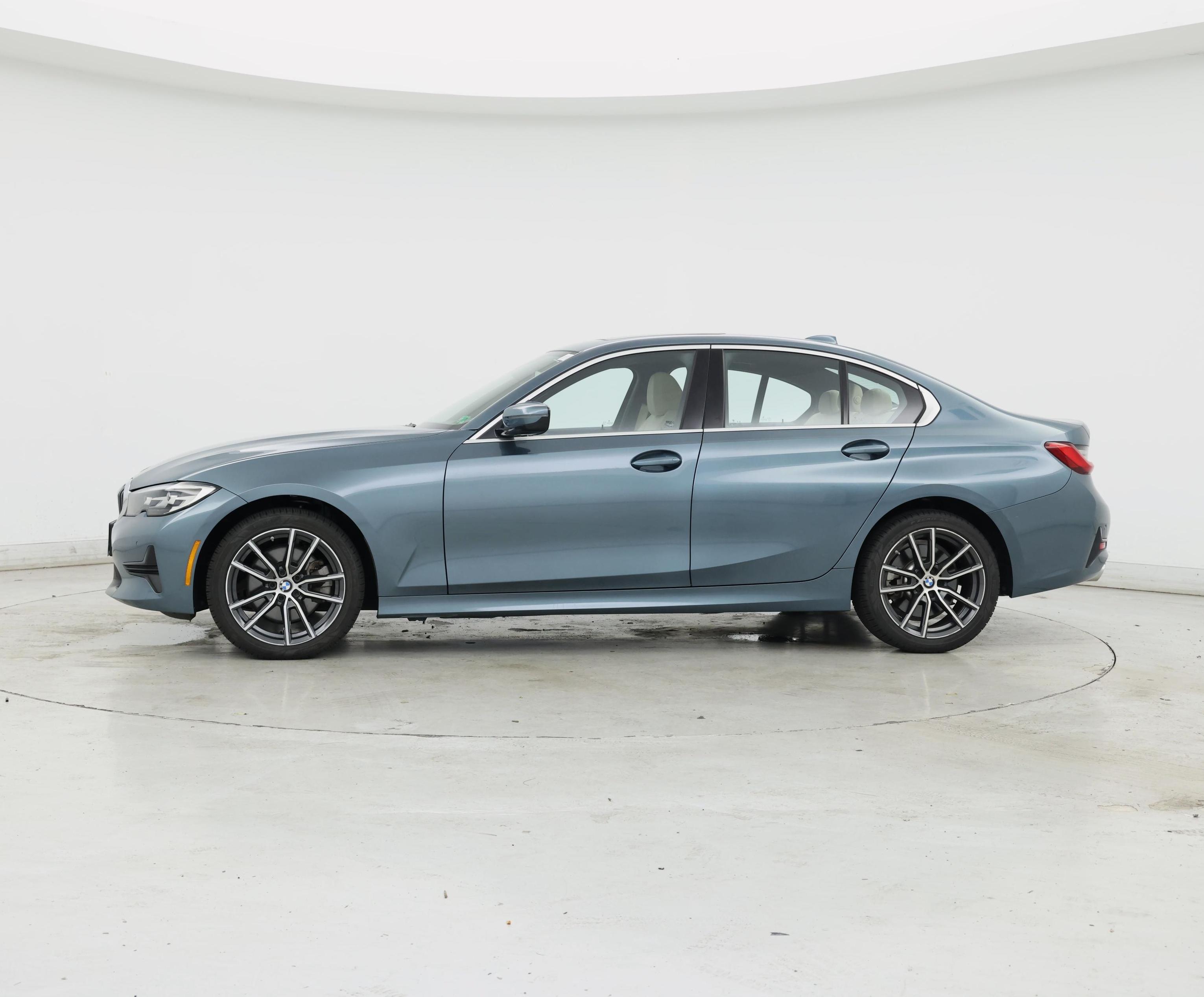Thumbnail: 2019 BMW 3 Series - 3