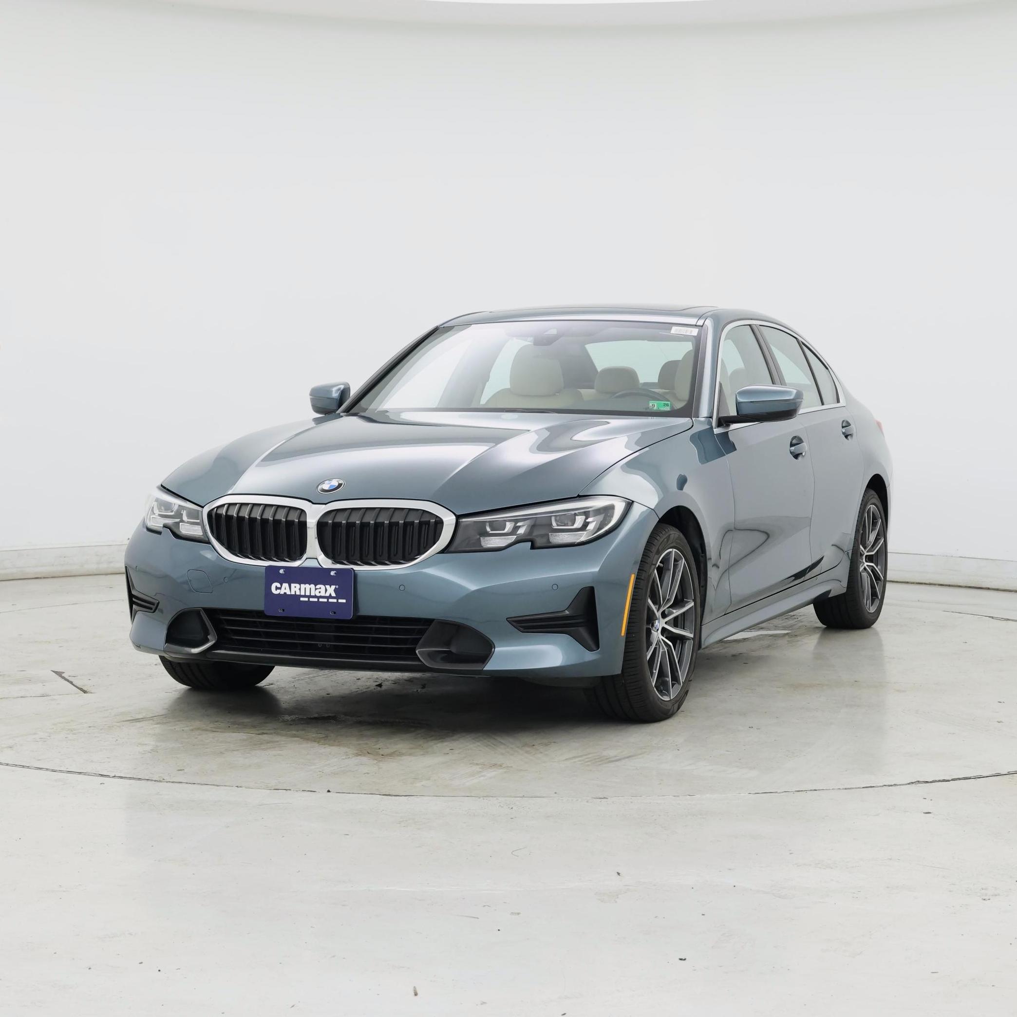 Thumbnail: 2019 BMW 3 Series - 4