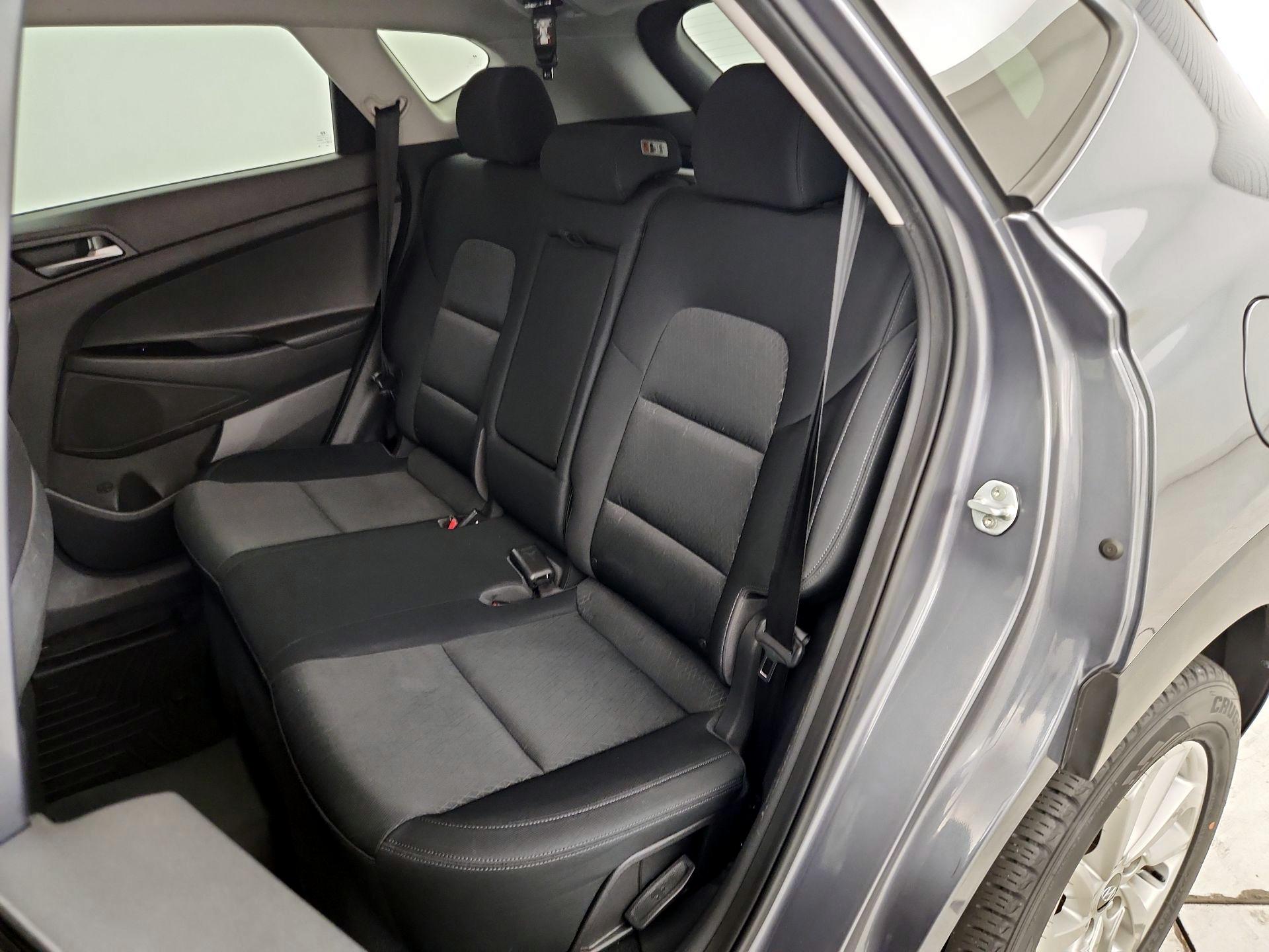 Thumbnail: 2016 Hyundai Tucson - 19