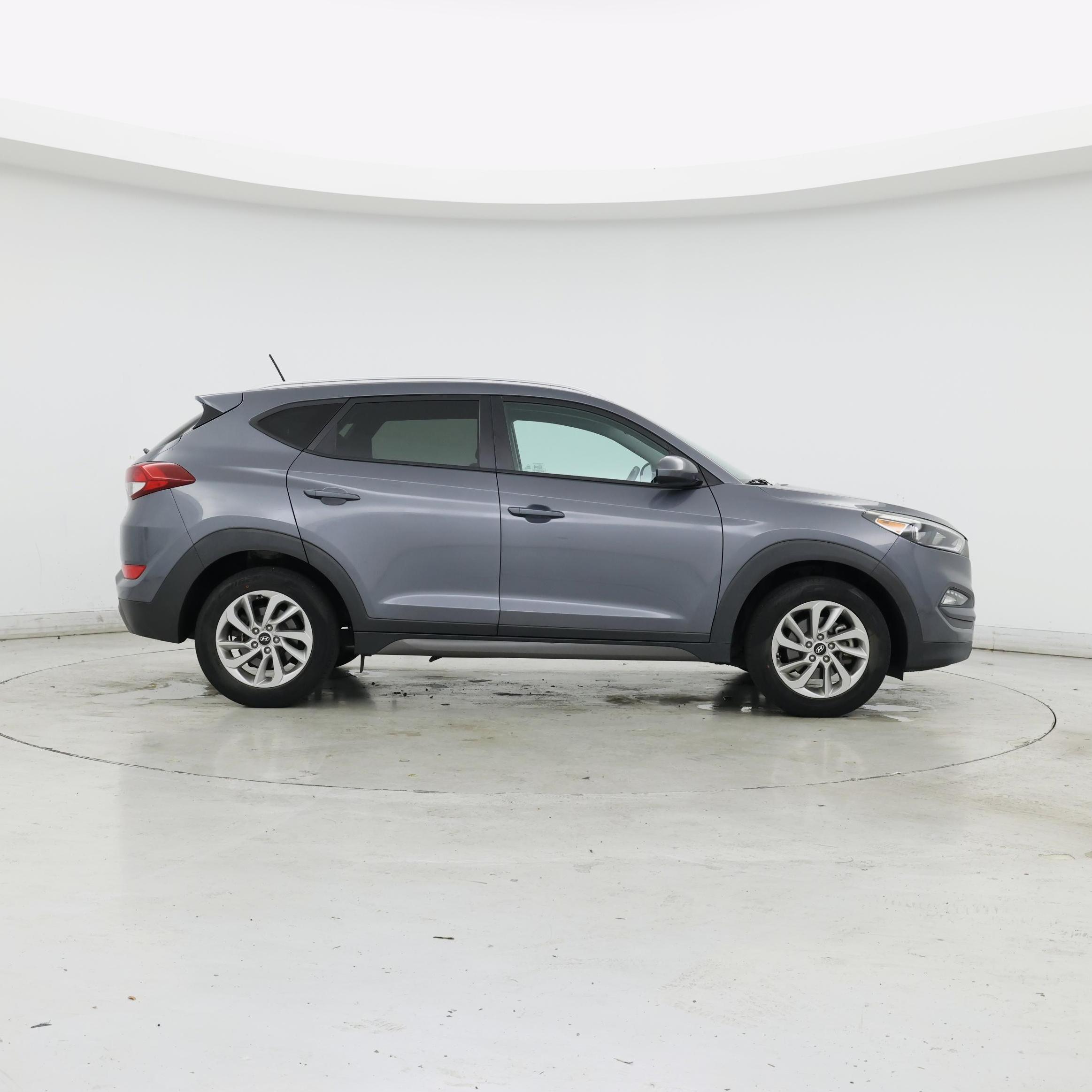 Thumbnail: 2016 Hyundai Tucson - 7