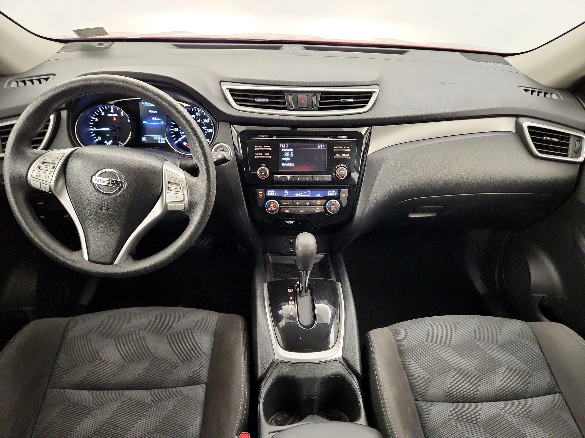 Thumbnail: 2015 Nissan Rogue - 9