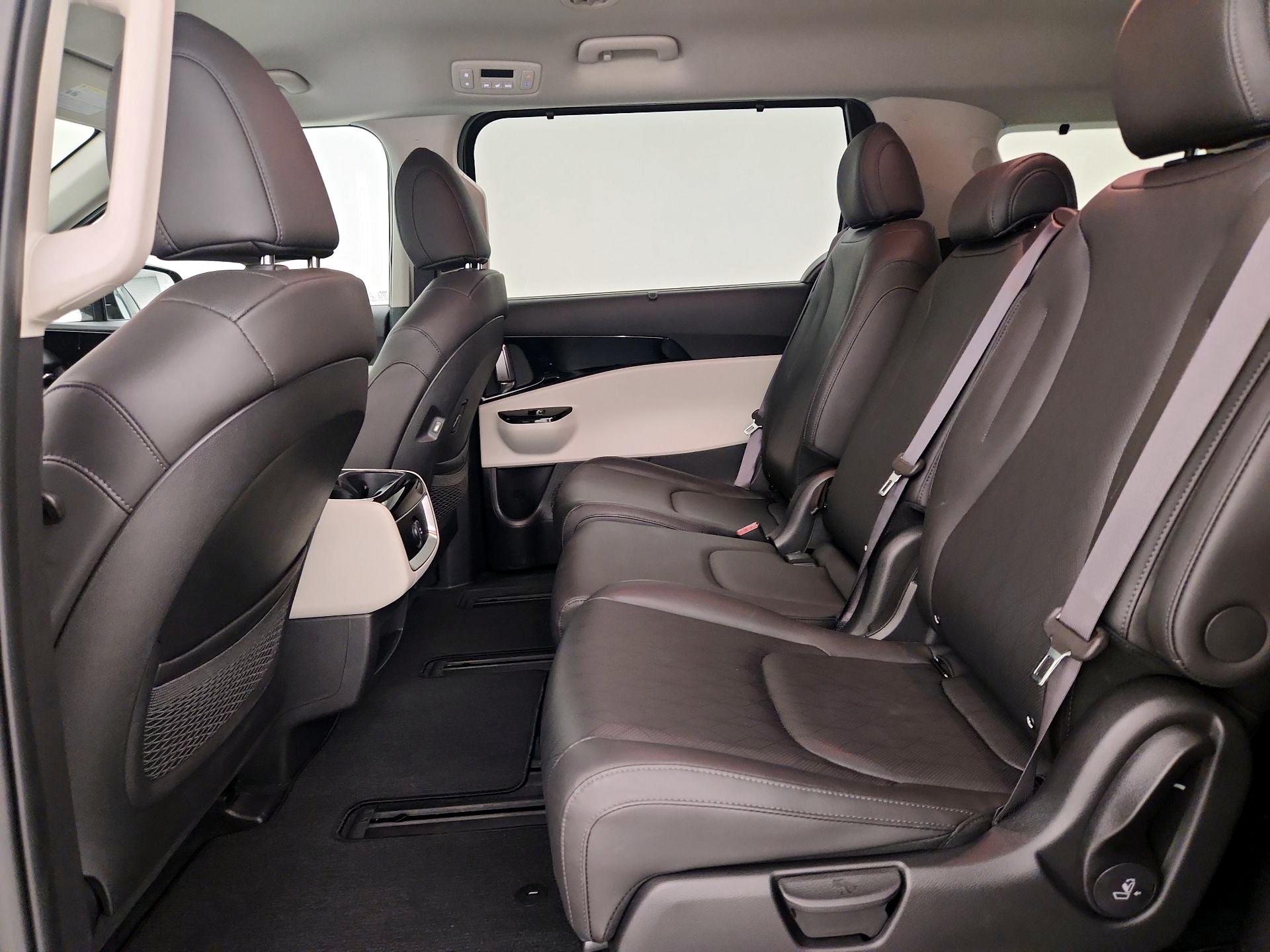 Thumbnail: 2024 Kia Carnival - 20