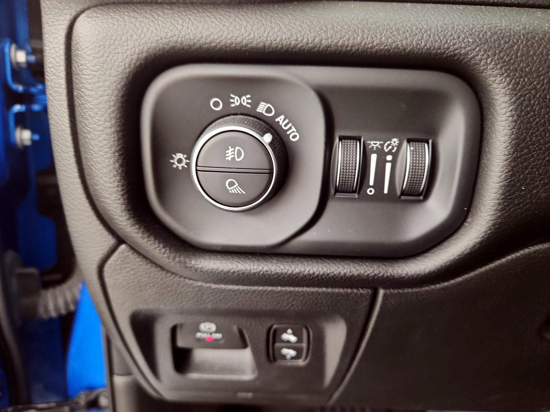 Thumbnail: 2022 RAM 1500 - 13
