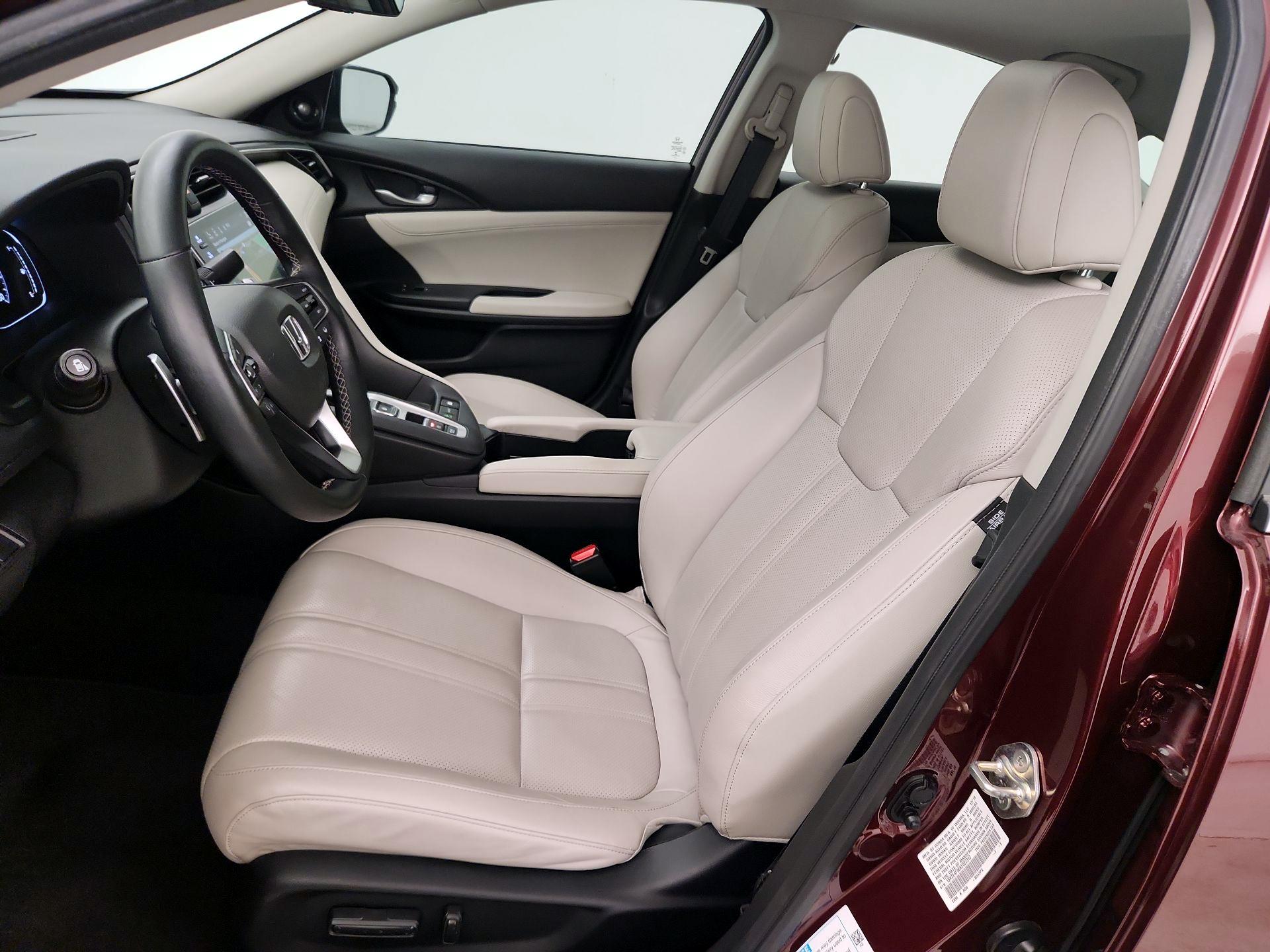 Thumbnail: 2019 Honda Insight - 11